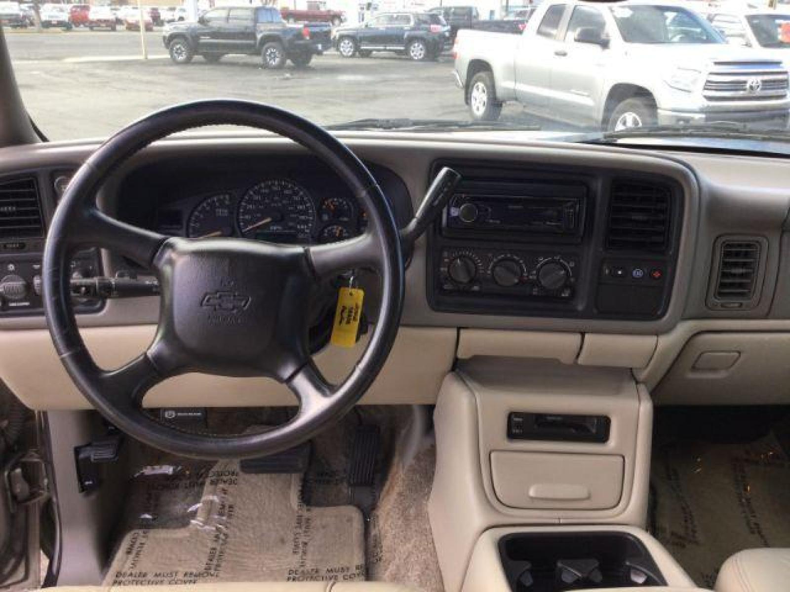 2002 Light Pewter Metallic /Tan/Neutral Custom Leather Interior Chevrolet Tahoe 4WD (1GNEK13Z62J) with an 5.3L V8 OHV 16V FFV engine, 4-Speed Automatic transmission, located at 1801 Main Street, Lewiston, 83501, (208) 743-9371, 46.417065, -117.004799 - Photo #5