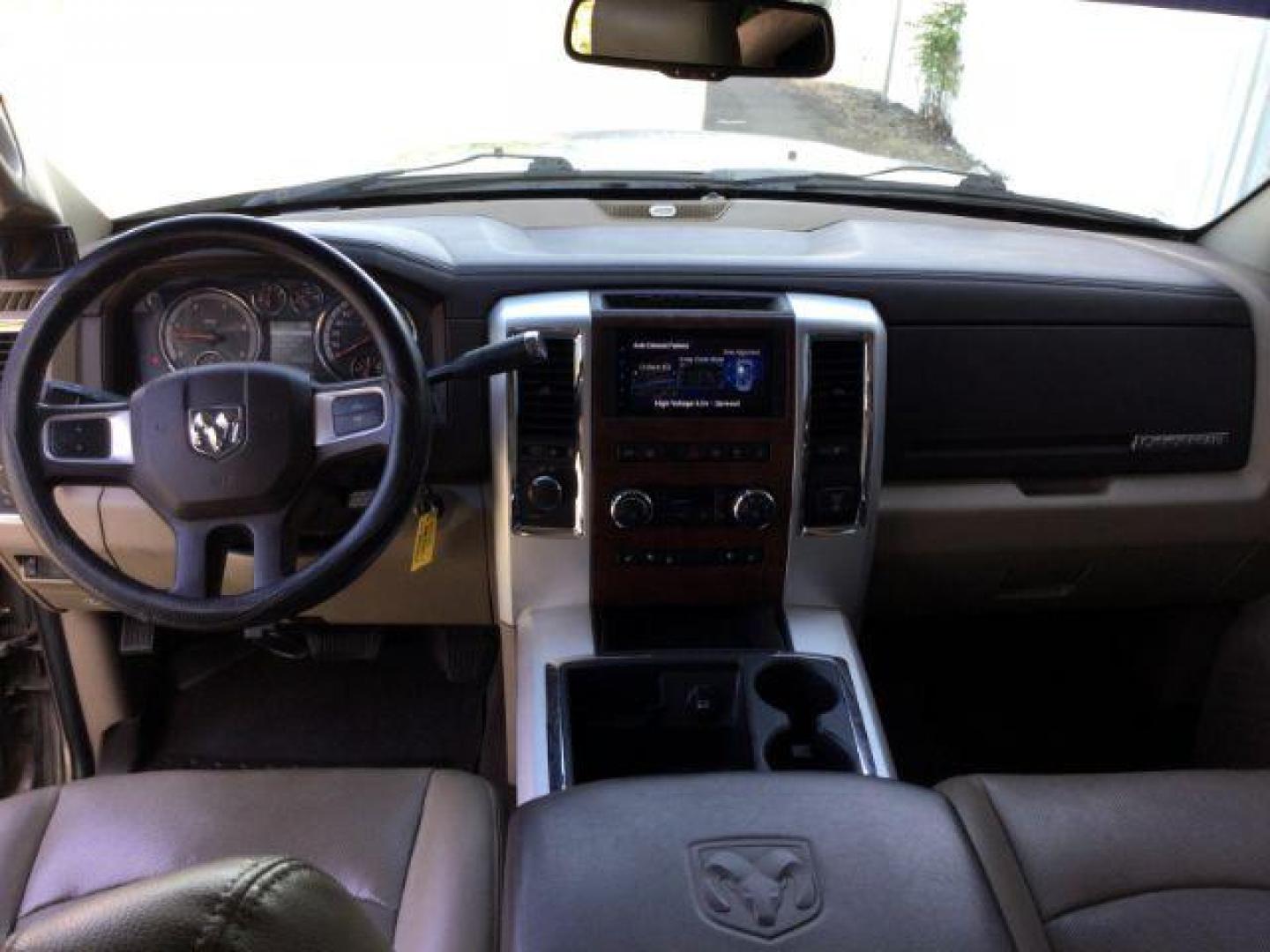 2010 Austin Tan Pearl/Light Graystone Pearl /Light Pebble Beige/Bark Brown Leather Interior RAM 2500 Laramie Crew Cab SWB 4WD (3D7UT2CL7AG) with an 6.7L L6 OHV 24V TURBO DIESEL engine, 6-SPEED AUTOMATIC transmission, located at 1801 Main Street, Lewiston, 83501, (208) 743-9371, 46.417065, -117.004799 - Photo#6