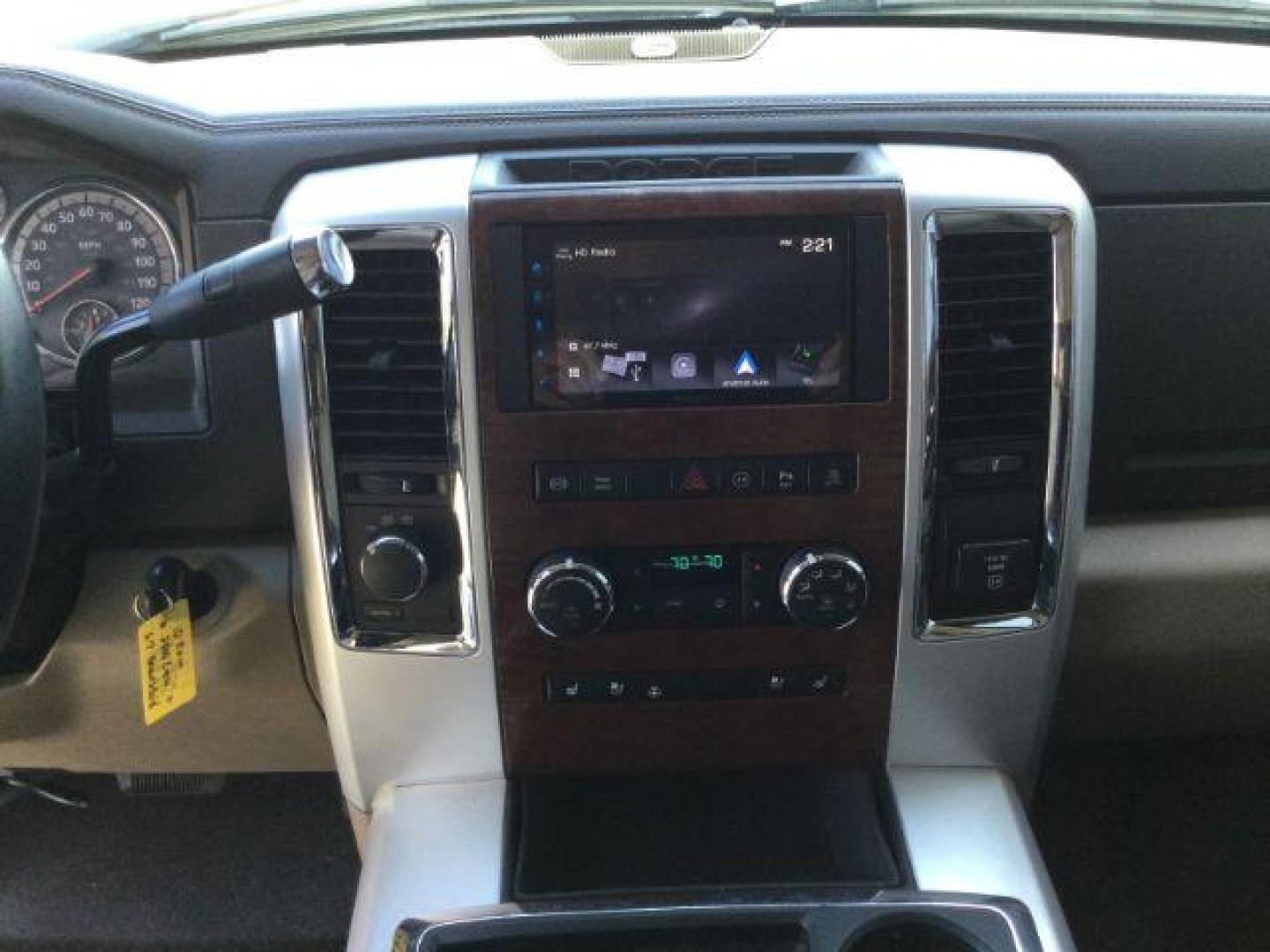 2010 Austin Tan Pearl/Light Graystone Pearl /Light Pebble Beige/Bark Brown Leather Interior RAM 2500 Laramie Crew Cab SWB 4WD (3D7UT2CL7AG) with an 6.7L L6 OHV 24V TURBO DIESEL engine, 6-SPEED AUTOMATIC transmission, located at 1801 Main Street, Lewiston, 83501, (208) 743-9371, 46.417065, -117.004799 - Photo#7