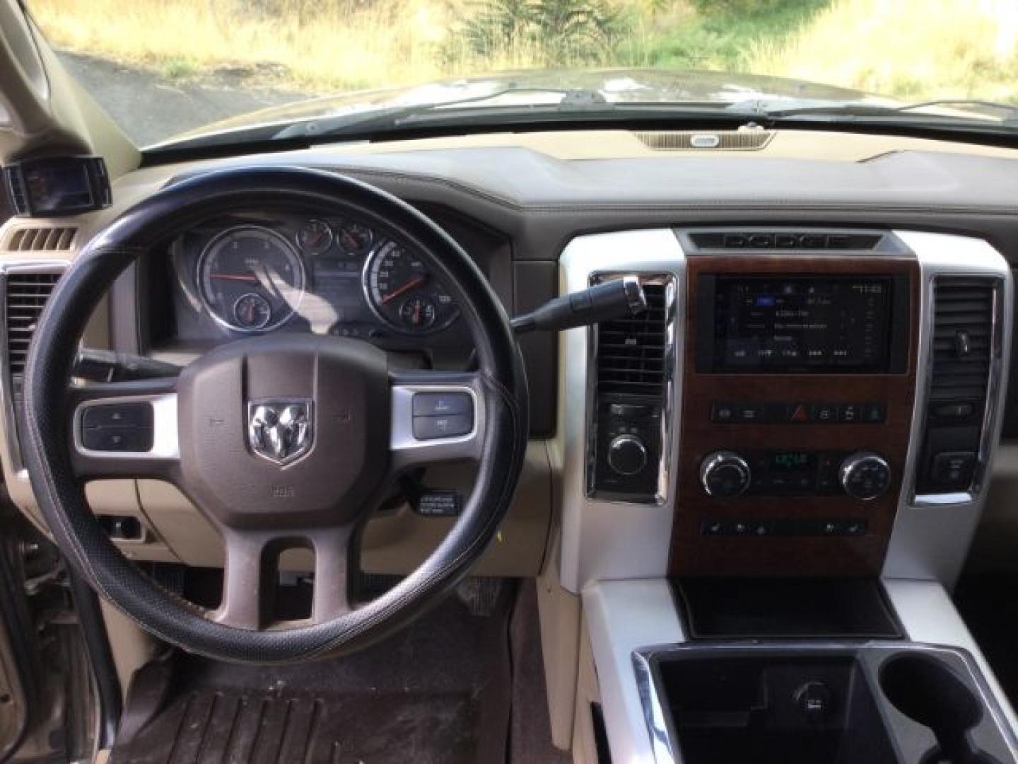 2010 Austin Tan Pearl/Light Graystone Pearl /Light Pebble Beige/Bark Brown Leather Interior RAM 2500 Laramie Crew Cab SWB 4WD (3D7UT2CL7AG) with an 6.7L L6 OHV 24V TURBO DIESEL engine, 6-Speed Automatic transmission, located at 1801 Main Street, Lewiston, 83501, (208) 743-9371, 46.417065, -117.004799- Photo#7