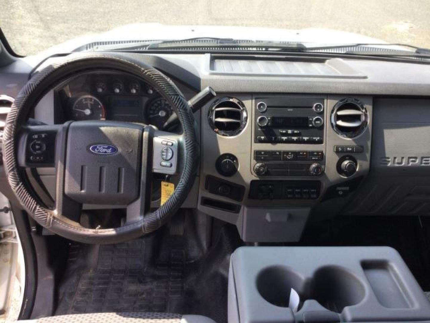 2012 Oxford White /Steel Cloth Interior Ford F-350 SD XLT Crew Cab Long Bed 4WD (1FT8W3BT9CE) with an 6.7L V8 OHV 16V DIESEL engine, 6-Speed Automatic transmission, located at 1801 Main Street, Lewiston, 83501, (208) 743-9371, 46.417065, -117.004799- Photo#6