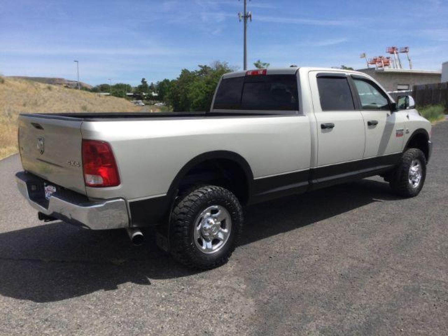 2010 Light Graystone Pearl /Dark Slate/Medium Graystone Cloth Interior RAM 3500 SLT Crew Cab LWB 4WD (3D73Y3CL8AG) with an 6.7L L6 OHV 24V TURBO DIESEL engine, 6-Speed Automatic transmission, located at 1801 Main Street, Lewiston, 83501, (208) 743-9371, 46.417065, -117.004799 - Photo#10