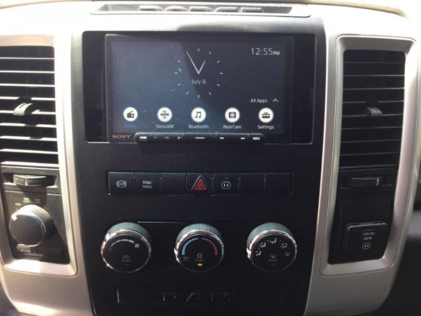2010 Gold MIst /Black/Gray Cloth RAM 3500 SLT Crew Cab LWB 4WD (3D73Y3CL8AG) with an 6.7L I6 Cummins engine, 6-Speed Automatic transmission, located at 1801 Main Street, Lewiston, 83501, (208) 743-9371, 46.417065, -117.004799- Photo#15