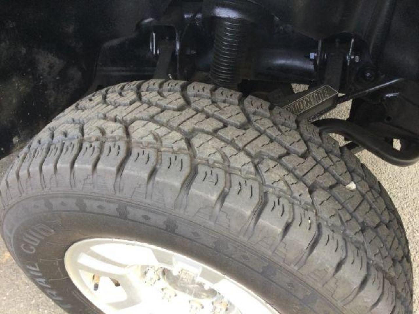 2008 Graystone Metallic /Ebony Leather Interior Chevrolet Silverado 2500HD LTZ Ext. Cab Std. Box 4WD (1GCHK29658E) with an 6.6L V8 OHV 32V TURBO DIESEL engine, 6-Speed Automatic transmission, located at 1801 Main Street, Lewiston, 83501, (208) 743-9371, 46.417065, -117.004799 - Photo#14