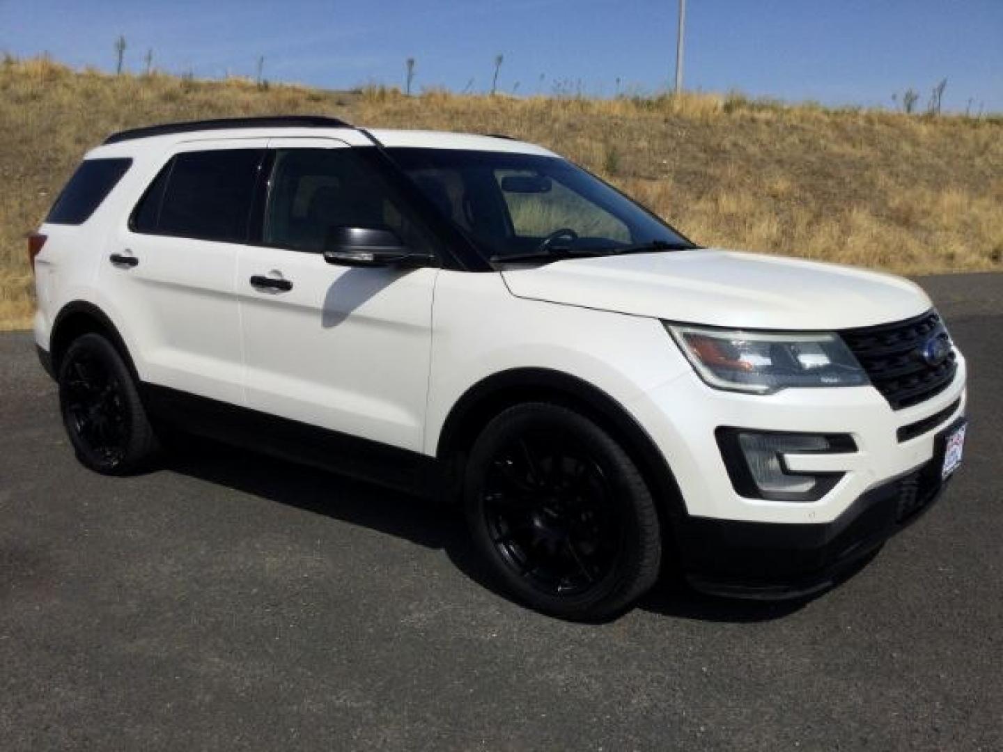 2016 White Platinum Metallic Tri-coat /Ebony Black w/Red Accent Stitching, premium leathe Ford Explorer Sport 4WD (1FM5K8GT1GG) with an 3.5L V6 DOHC 24V engine, 6-Speed Automatic transmission, located at 1801 Main Street, Lewiston, 83501, (208) 743-9371, 46.417065, -117.004799- Photo#0