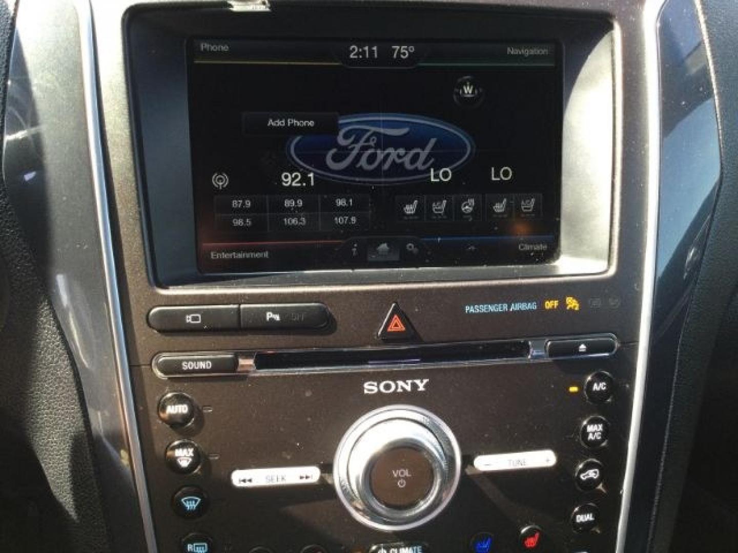 2016 White Platinum Metallic Tri-coat /Ebony Black w/Red Accent Stitching, premium leathe Ford Explorer Sport 4WD (1FM5K8GT1GG) with an 3.5L V6 DOHC 24V engine, 6-Speed Automatic transmission, located at 1801 Main Street, Lewiston, 83501, (208) 743-9371, 46.417065, -117.004799- Photo#6