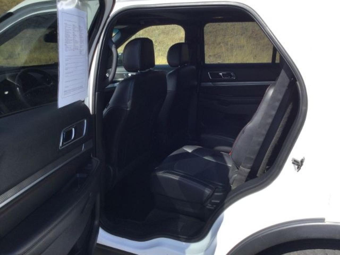 2016 White Platinum Metallic Tri-coat /Ebony Black w/Red Accent Stitching, premium leathe Ford Explorer Sport 4WD (1FM5K8GT1GG) with an 3.5L V6 DOHC 24V engine, 6-Speed Automatic transmission, located at 1801 Main Street, Lewiston, 83501, (208) 743-9371, 46.417065, -117.004799- Photo#12