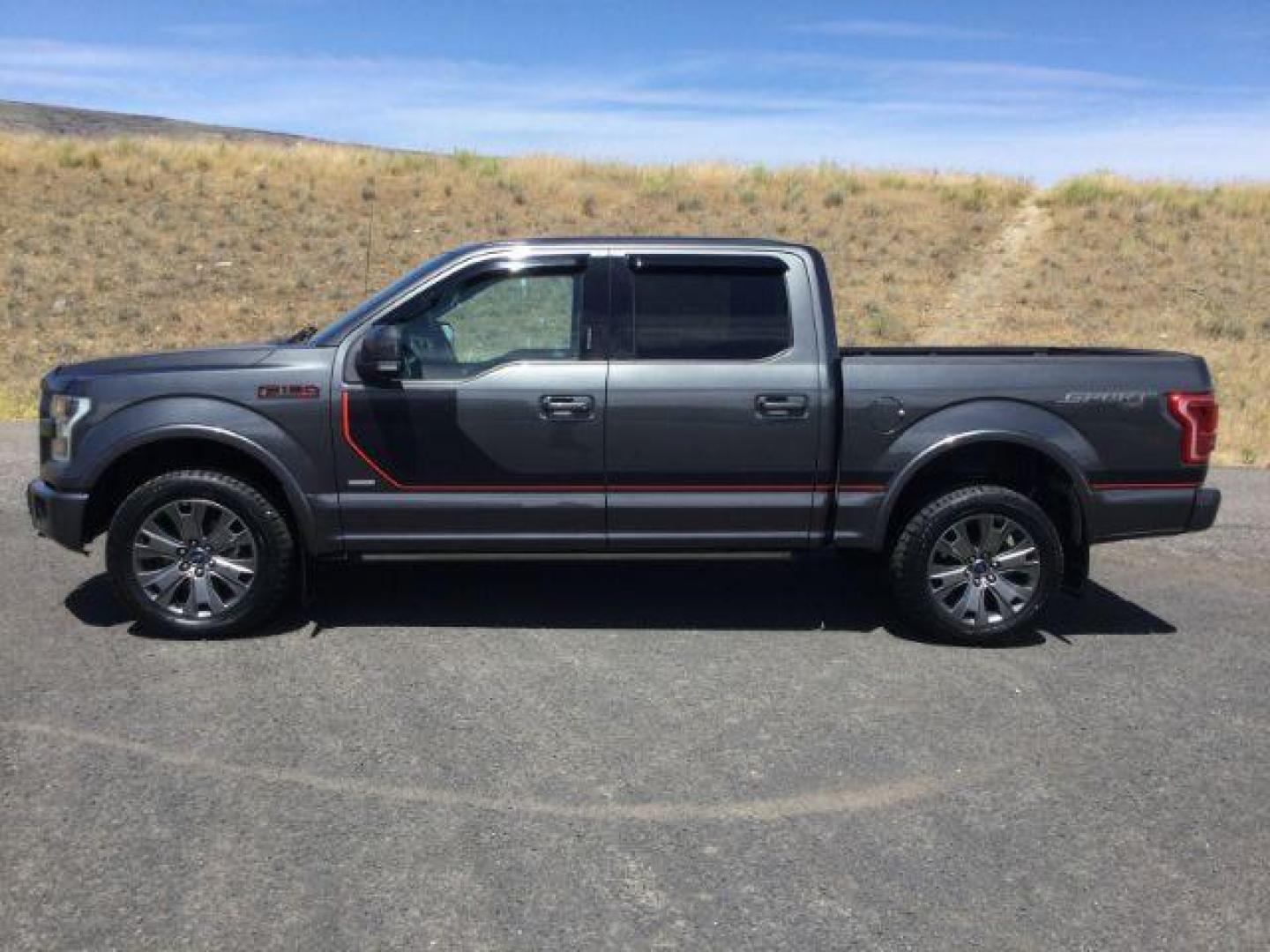 2016 Magnetic Metallic /Black, leather/sueded microfiber Ford F-150 Lariat SuperCrew 5.5-ft. Bed 4WD (1FTEW1EG4GF) with an 3.5L V6 TURBO engine, 6-Speed Automatic transmission, located at 1801 Main Street, Lewiston, 83501, (208) 743-9371, 46.417065, -117.004799 - Photo#1