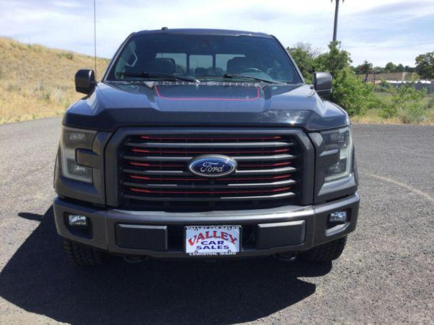 2016 Magnetic Metallic /Black, leather/sueded microfiber Ford F-150 Lariat SuperCrew 5.5-ft. Bed 4WD (1FTEW1EG4GF) with an 3.5L V6 TURBO engine, 6-Speed Automatic transmission, located at 1801 Main Street, Lewiston, 83501, (208) 743-9371, 46.417065, -117.004799 - Photo#10
