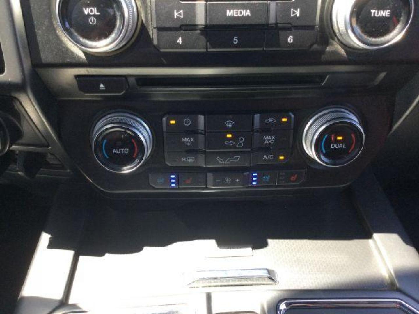 2016 Magnetic Metallic /Black, leather/sueded microfiber Ford F-150 Lariat SuperCrew 5.5-ft. Bed 4WD (1FTEW1EG4GF) with an 3.5L V6 TURBO engine, 6-Speed Automatic transmission, located at 1801 Main Street, Lewiston, 83501, (208) 743-9371, 46.417065, -117.004799 - Photo#13