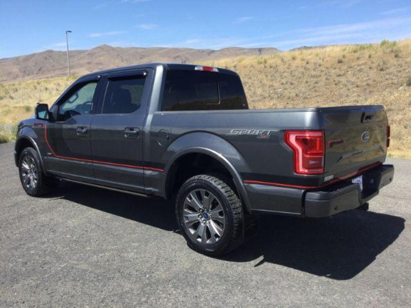 2016 Magnetic Metallic /Black, leather/sueded microfiber Ford F-150 Lariat SuperCrew 5.5-ft. Bed 4WD (1FTEW1EG4GF) with an 3.5L V6 TURBO engine, 6-Speed Automatic transmission, located at 1801 Main Street, Lewiston, 83501, (208) 743-9371, 46.417065, -117.004799 - Photo#15