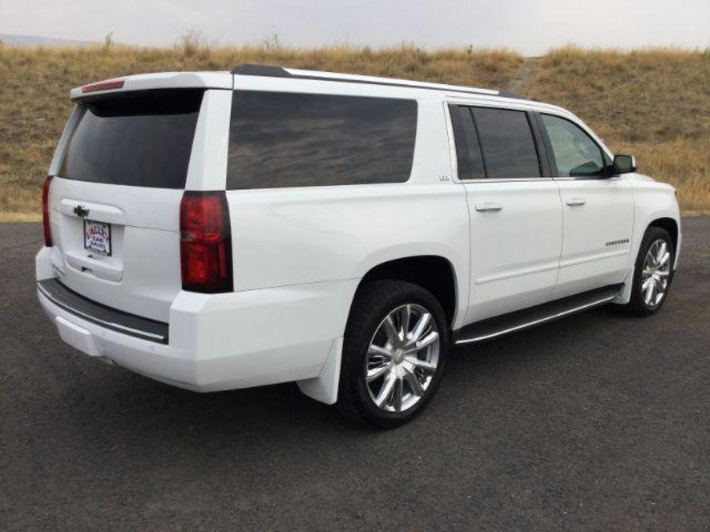 2016 Summit White /Jet Black, premium leather Chevrolet Suburban LTZ 4WD (1GNSKJKC6GR) with an 5.3L V8 OHV 16V engine, 6-Speed Automatic transmission, located at 1801 Main Street, Lewiston, 83501, (208) 743-9371, 46.417065, -117.004799 - Photo#10