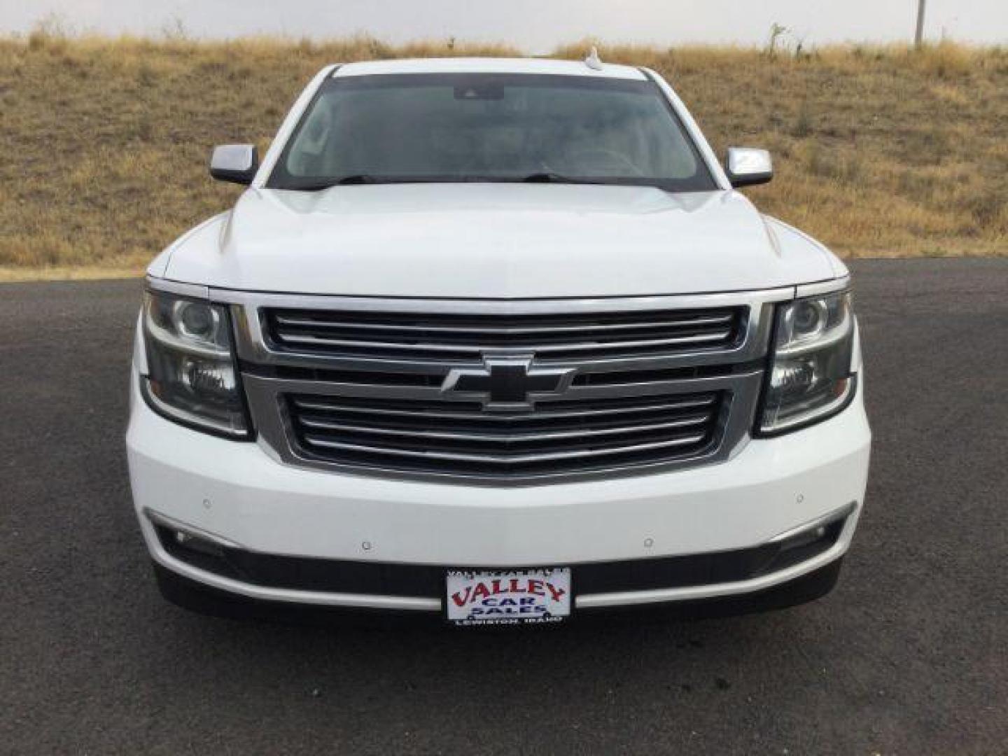 2016 Summit White /Jet Black, premium leather Chevrolet Suburban LTZ 4WD (1GNSKJKC6GR) with an 5.3L V8 OHV 16V engine, 6-Speed Automatic transmission, located at 1801 Main Street, Lewiston, 83501, (208) 743-9371, 46.417065, -117.004799 - Photo#21