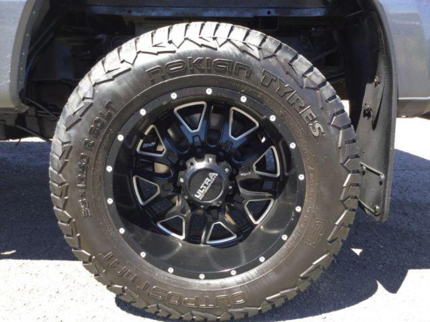 2017 Magnetic Metallic Ford F-250 SD XLT Crew Cab 4WD (1FT7W2BT0HE) with an 6.7L V8 OHV 16V DIESEL engine, 6-Speed Automatic transmission, located at 1801 Main Street, Lewiston, 83501, (208) 743-9371, 46.417065, -117.004799 - Photo#16