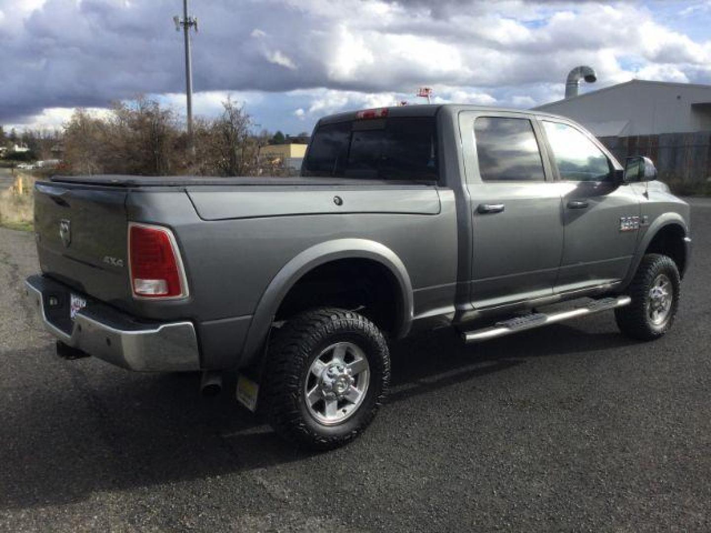 2013 Mineral Gray Metallic CC /Black RAM 2500 Laramie Crew Cab SWB 4WD (3C6UR5FL7DG) with an 6.7L L6 OHV 24V TURBO DIESEL engine, 6-Speed Automatic transmission, located at 1801 Main Street, Lewiston, 83501, (208) 743-9371, 46.417065, -117.004799 - Photo#12
