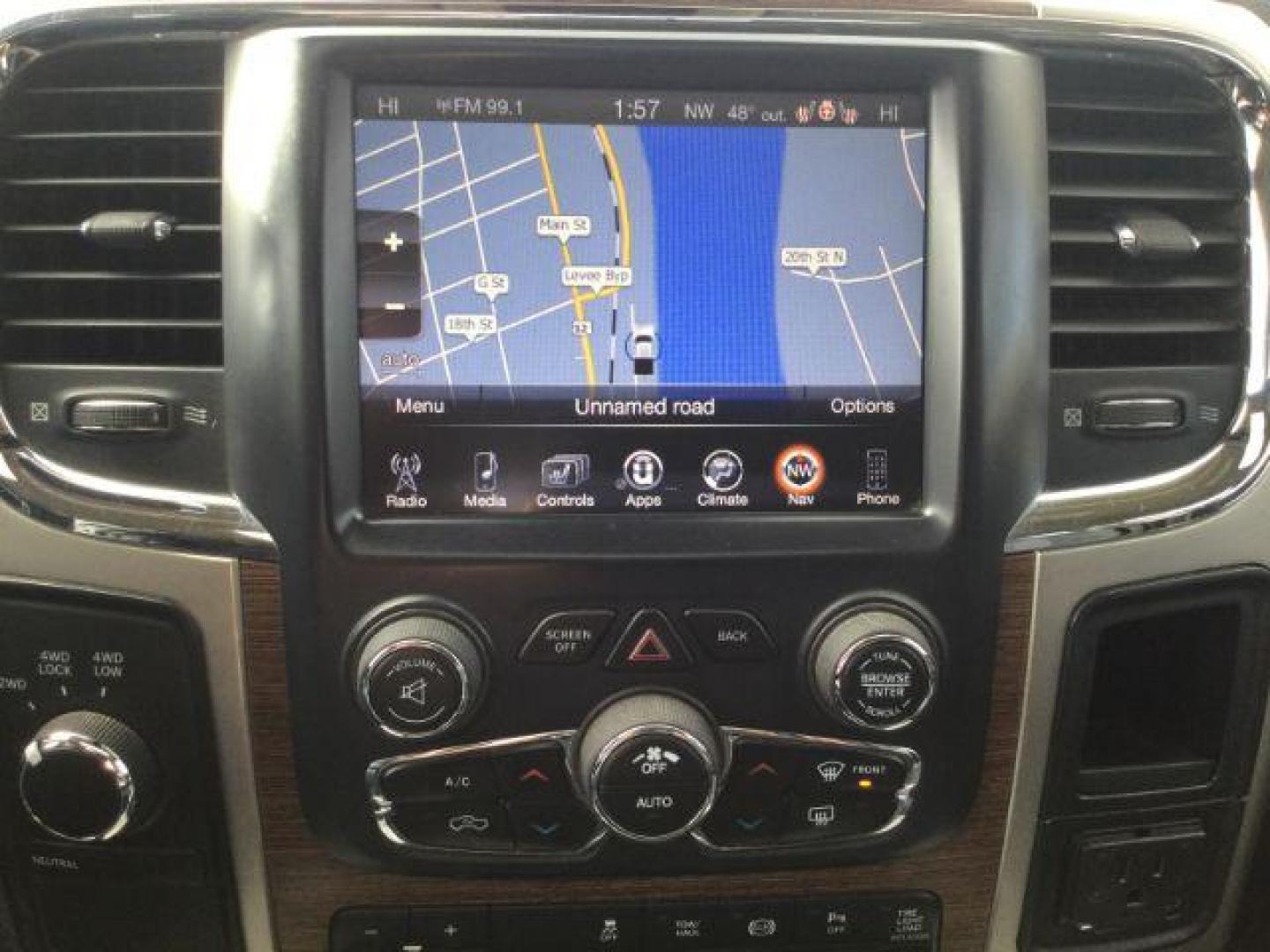 2013 Mineral Gray Metallic CC /Black RAM 2500 Laramie Crew Cab SWB 4WD (3C6UR5FL7DG) with an 6.7L L6 OHV 24V TURBO DIESEL engine, 6-Speed Automatic transmission, located at 1801 Main Street, Lewiston, 83501, (208) 743-9371, 46.417065, -117.004799 - Photo#16