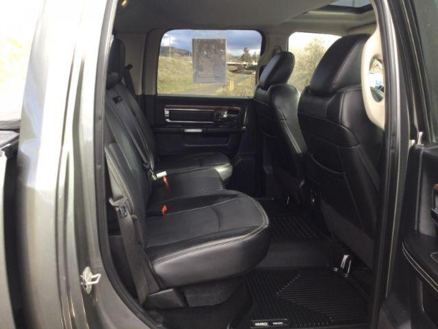 2013 Mineral Gray Metallic CC /Black RAM 2500 Laramie Crew Cab SWB 4WD (3C6UR5FL7DG) with an 6.7L L6 OHV 24V TURBO DIESEL engine, 6-Speed Automatic transmission, located at 1801 Main Street, Lewiston, 83501, (208) 743-9371, 46.417065, -117.004799 - Photo#17