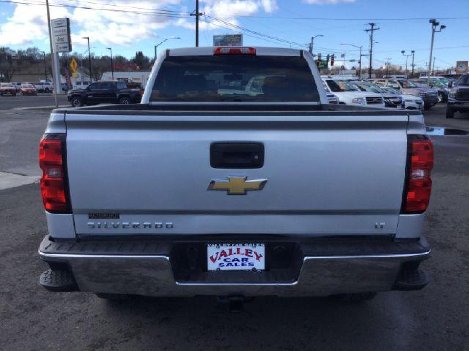 2015 SILVER /Dark Ash Seats w/Jet Black Interior Accents, cloth Chevrolet Silverado 1500 LT Double Cab 4WD (1GCVKREC3FZ) with an 5.3L V8 OHV 16V engine, 6-Speed Automatic transmission, located at 1801 Main Street, Lewiston, 83501, (208) 743-9371, 46.417065, -117.004799 - Photo #11