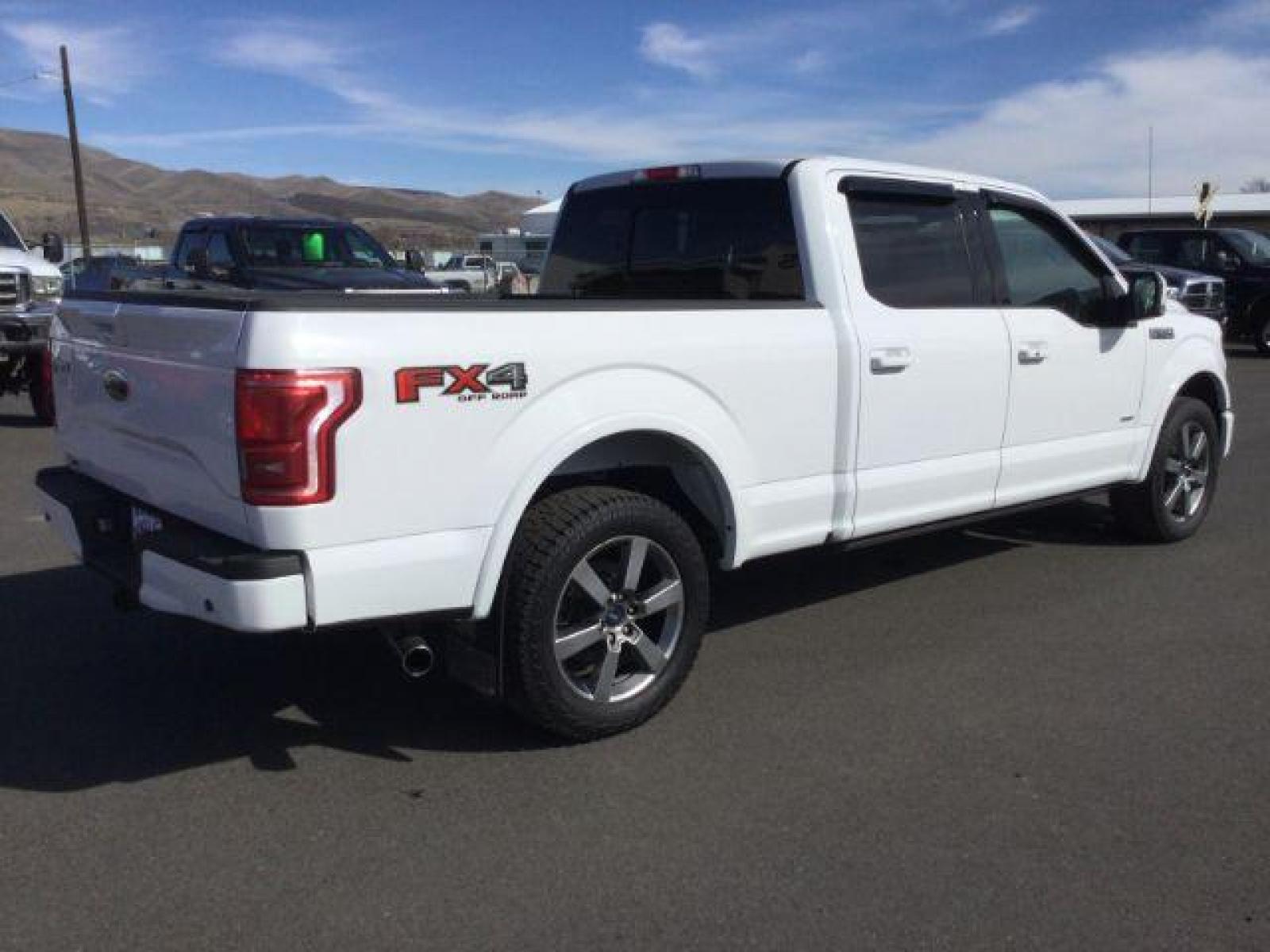 2015 Oxford White /black leather Ford F-150 Lariat SuperCrew 6.5-ft. Bed 4WD (1FTFW1EG7FF) with an 3.5 V6 engine, 6-Speed Automatic transmission, located at 1801 Main Street, Lewiston, 83501, (208) 743-9371, 46.417065, -117.004799 - Photo #11