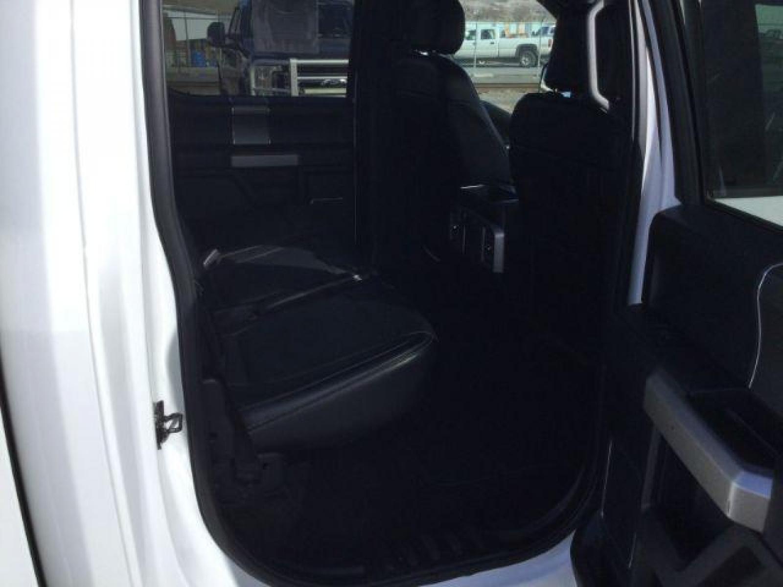 2015 Oxford White /black leather Ford F-150 Lariat SuperCrew 6.5-ft. Bed 4WD (1FTFW1EG7FF) with an 3.5 V6 engine, 6-Speed Automatic transmission, located at 1801 Main Street, Lewiston, 83501, (208) 743-9371, 46.417065, -117.004799 - Photo #12