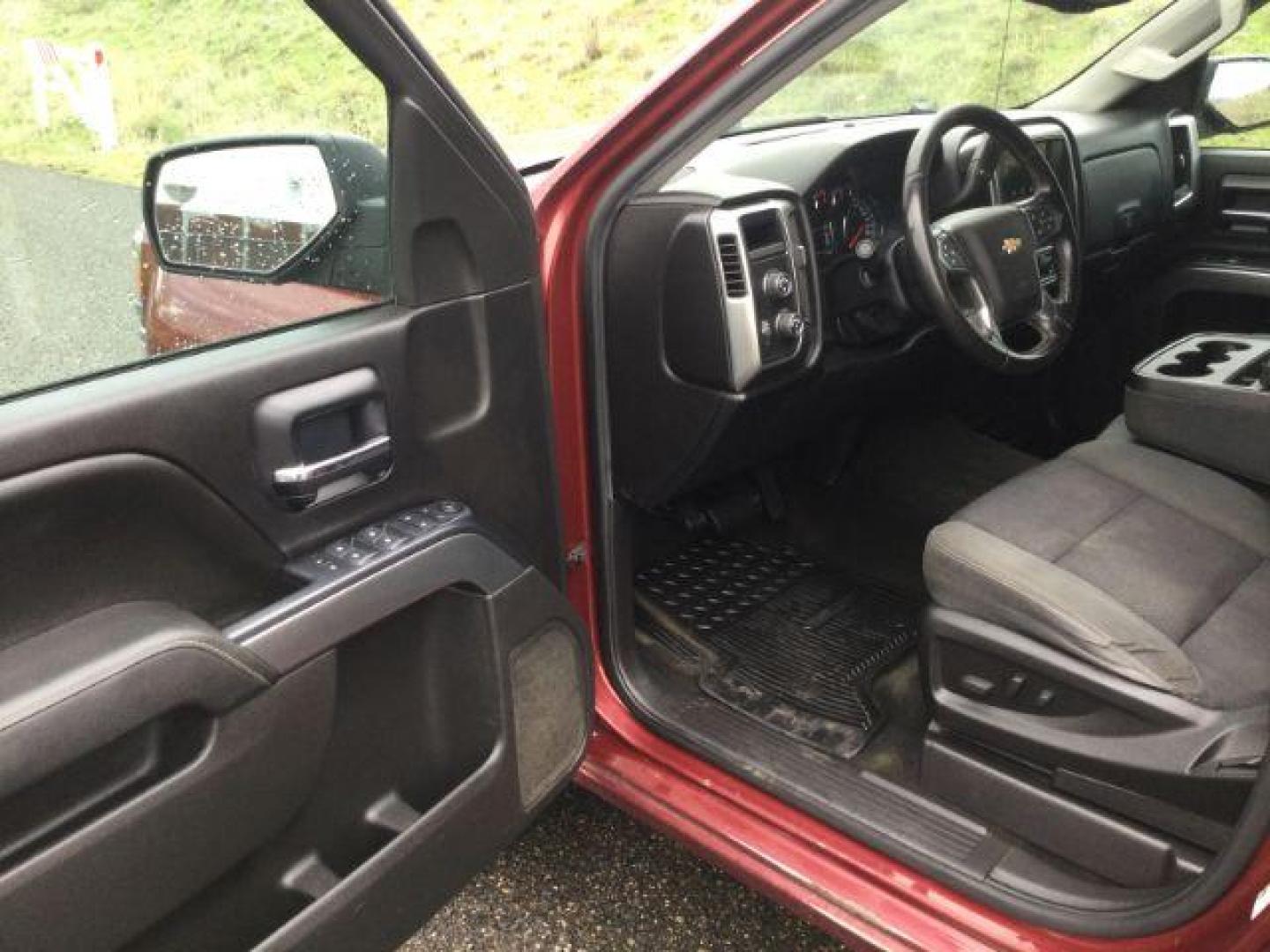 2014 Deep Ruby Metallic /Jet Black Chevrolet Silverado 1500 1LT Crew Cab 4WD (3GCUKREC4EG) with an 5.3L V8 OHV 16V engine, 6-Speed Automatic transmission, located at 1801 Main Street, Lewiston, 83501, (208) 743-9371, 46.417065, -117.004799 - Photo#3