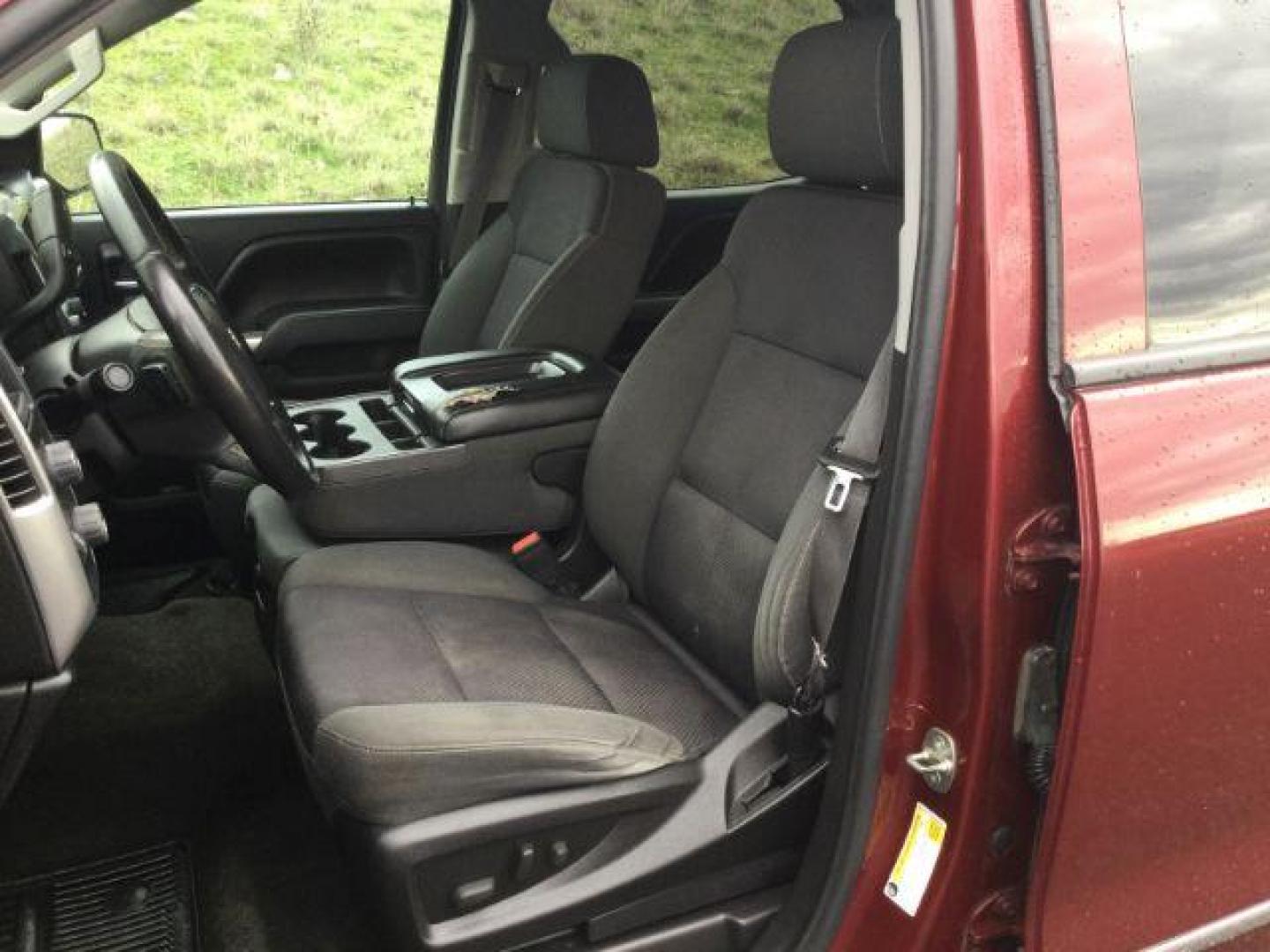 2014 Deep Ruby Metallic /Jet Black Chevrolet Silverado 1500 1LT Crew Cab 4WD (3GCUKREC4EG) with an 5.3L V8 OHV 16V engine, 6-Speed Automatic transmission, located at 1801 Main Street, Lewiston, 83501, (208) 743-9371, 46.417065, -117.004799 - Photo#4