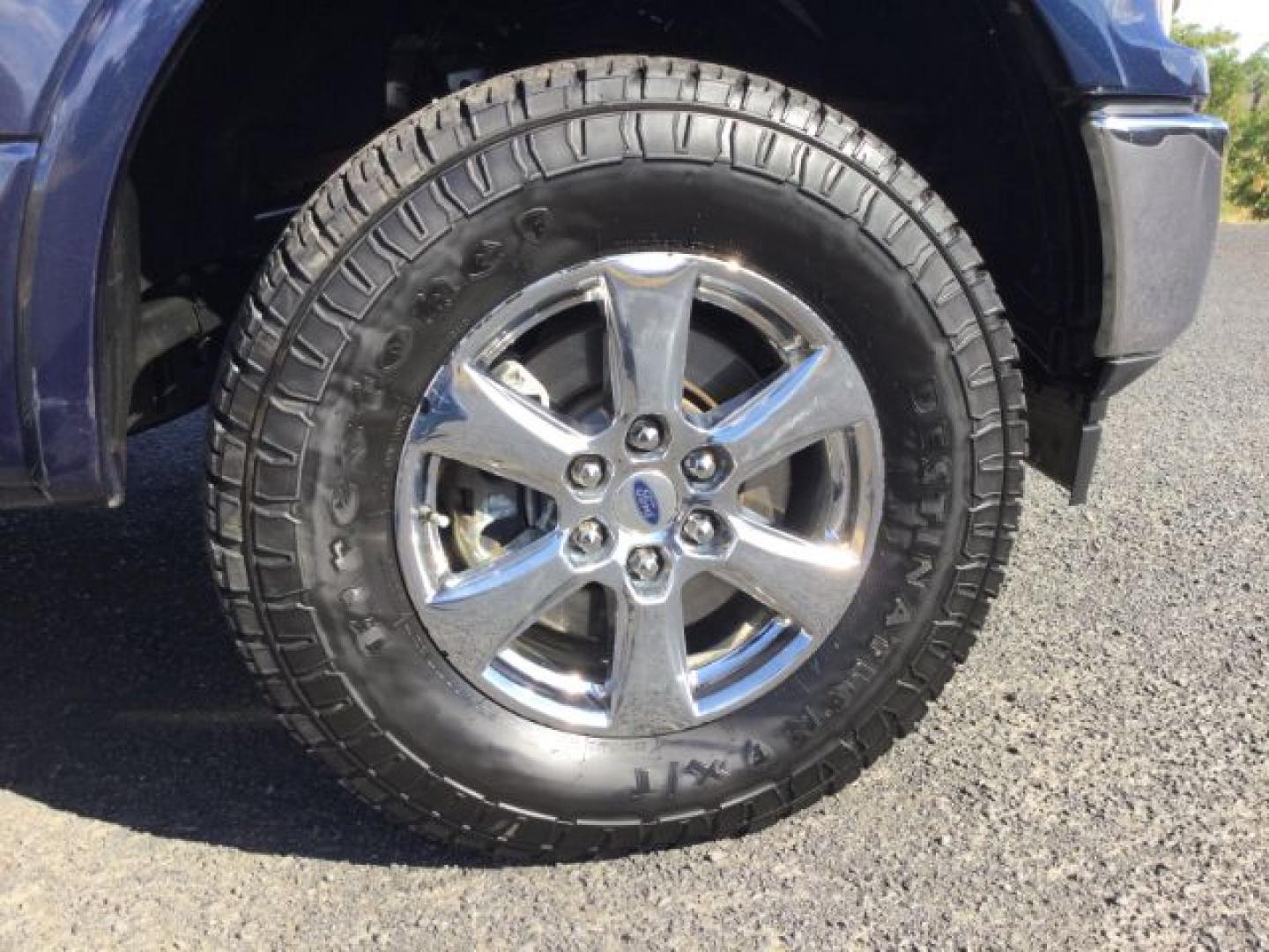 2018 Blue Jeans Metallic /Black, leather Ford F-150 Lariat SuperCrew 5.5-ft. Bed 4WD (1FTEW1E50JF) with an 5.0L V8 OHV 32V engine, 10-speed automatic transmission, located at 1801 Main Street, Lewiston, 83501, (208) 743-9371, 46.417065, -117.004799- Photo#20