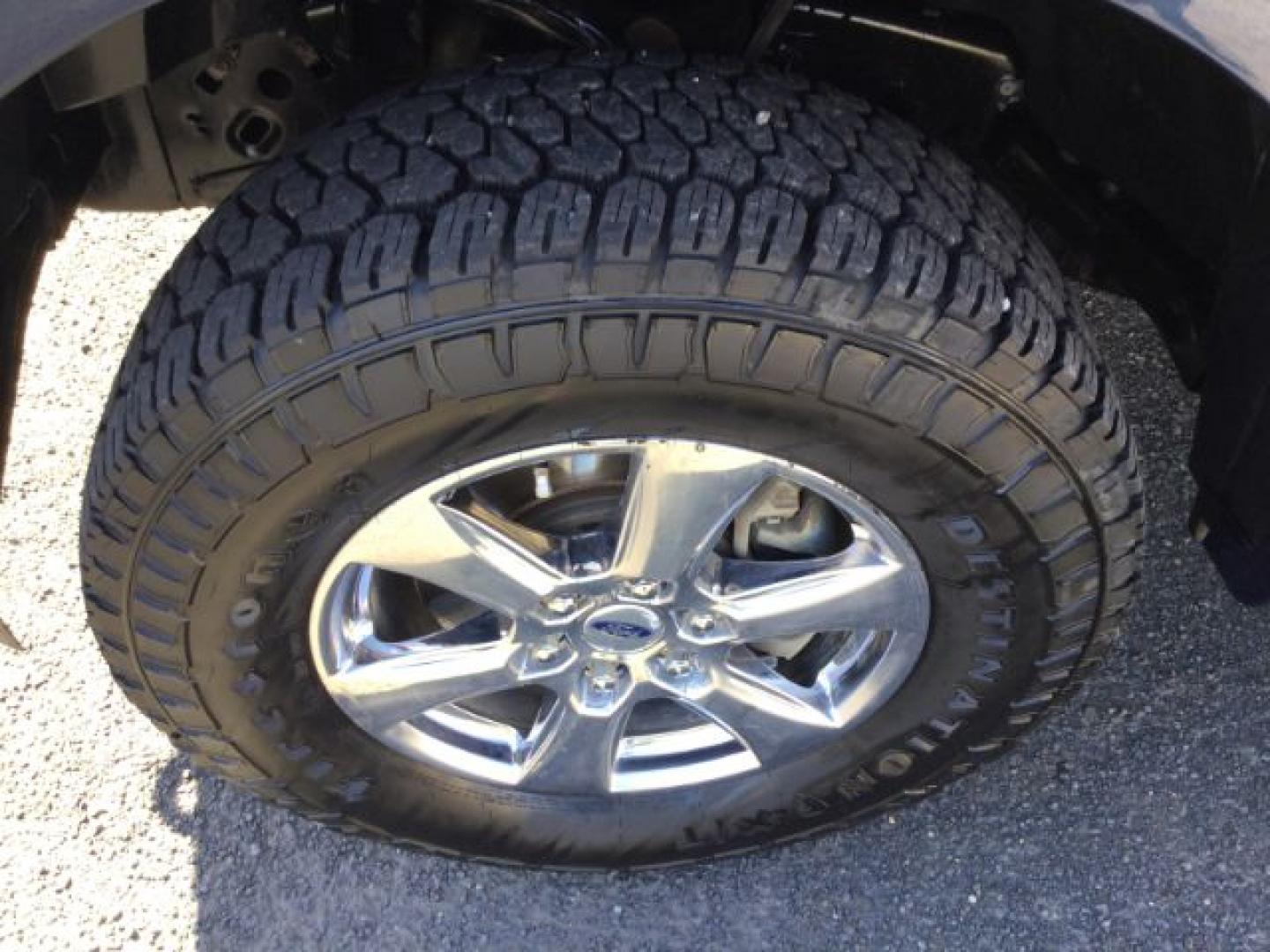 2018 Blue Jeans Metallic /Black, leather Ford F-150 Lariat SuperCrew 5.5-ft. Bed 4WD (1FTEW1E50JF) with an 5.0L V8 OHV 32V engine, 10-speed automatic transmission, located at 1801 Main Street, Lewiston, 83501, (208) 743-9371, 46.417065, -117.004799- Photo#21
