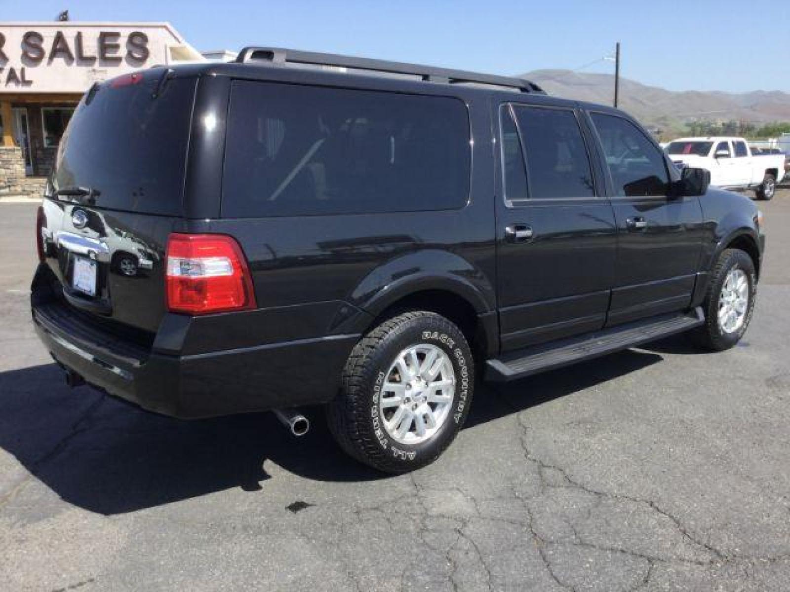 2014 Tuxedo Black Metallic /GRAY LEATHER Ford Expedition XLT Plus Package (1FMJK1J51EE) with an 5.4L V8 SOHC 16V FFV engine, 6-Speed Automatic transmission, located at 1801 Main Street, Lewiston, 83501, (208) 743-9371, 46.417065, -117.004799 - Photo #18