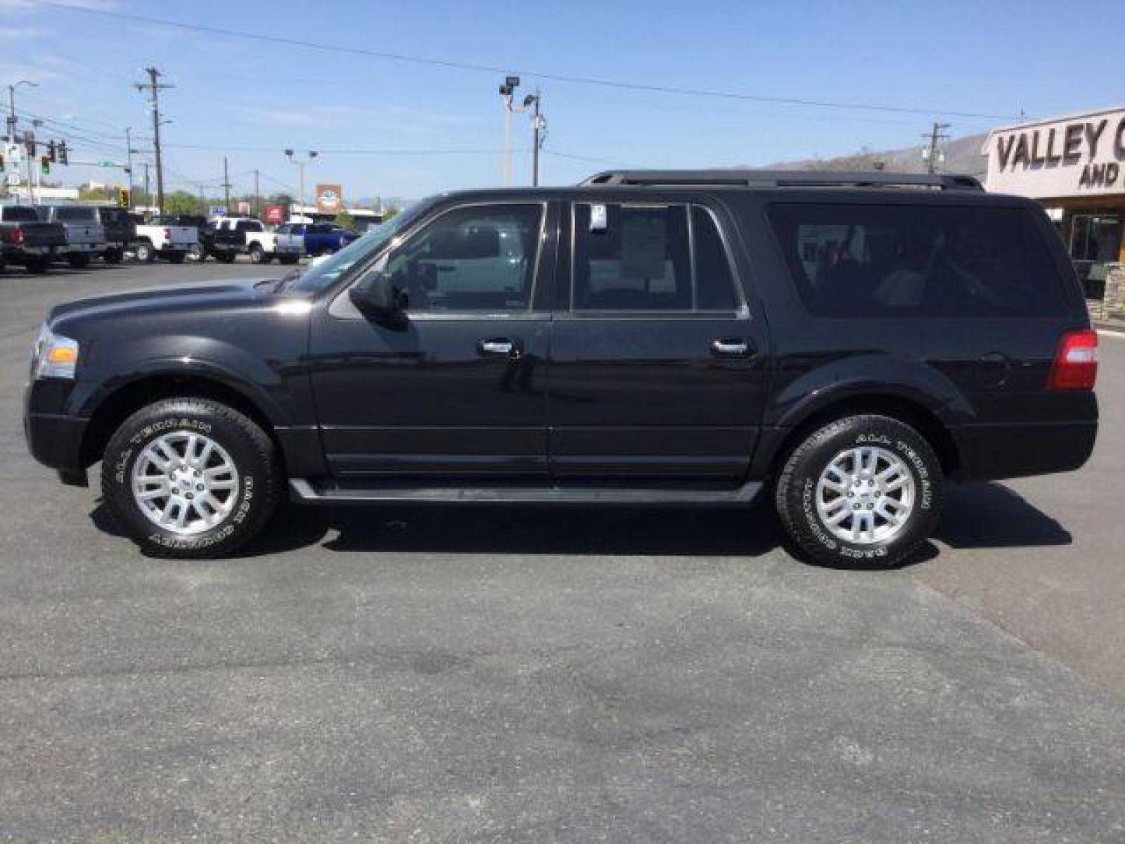 2014 Tuxedo Black Metallic /GRAY LEATHER Ford Expedition XLT Plus Package (1FMJK1J51EE) with an 5.4L V8 SOHC 16V FFV engine, 6-Speed Automatic transmission, located at 1801 Main Street, Lewiston, 83501, (208) 743-9371, 46.417065, -117.004799 - Photo #1