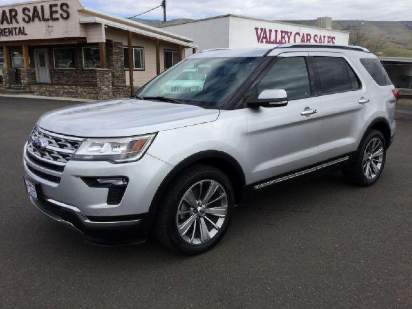 2018 silver /black leather Ford Explorer Limited 4WD (1FM5K8F83JG) with an 3.5L V6 DOHC 24V engine, 6-Speed Automatic transmission, located at 1801 Main Street, Lewiston, 83501, (208) 743-9371, 46.417065, -117.004799 - Photo #0