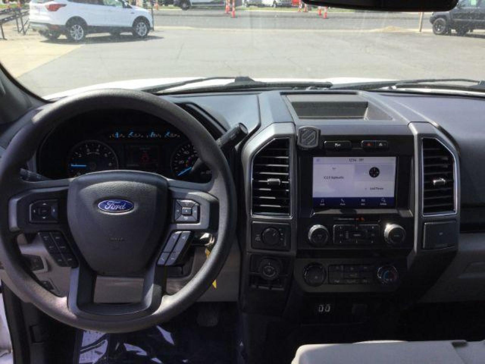 2020 Oxford White /Dark Earth Gray, cloth Ford F-150 XLT SuperCab 8-ft. Bed 4WD (1FTFX1E45LK) with an 3.5L V6 DOHC 24V engine, 6-Speed Automatic transmission, located at 1801 Main Street, Lewiston, 83501, (208) 743-9371, 46.417065, -117.004799 - Photo #9