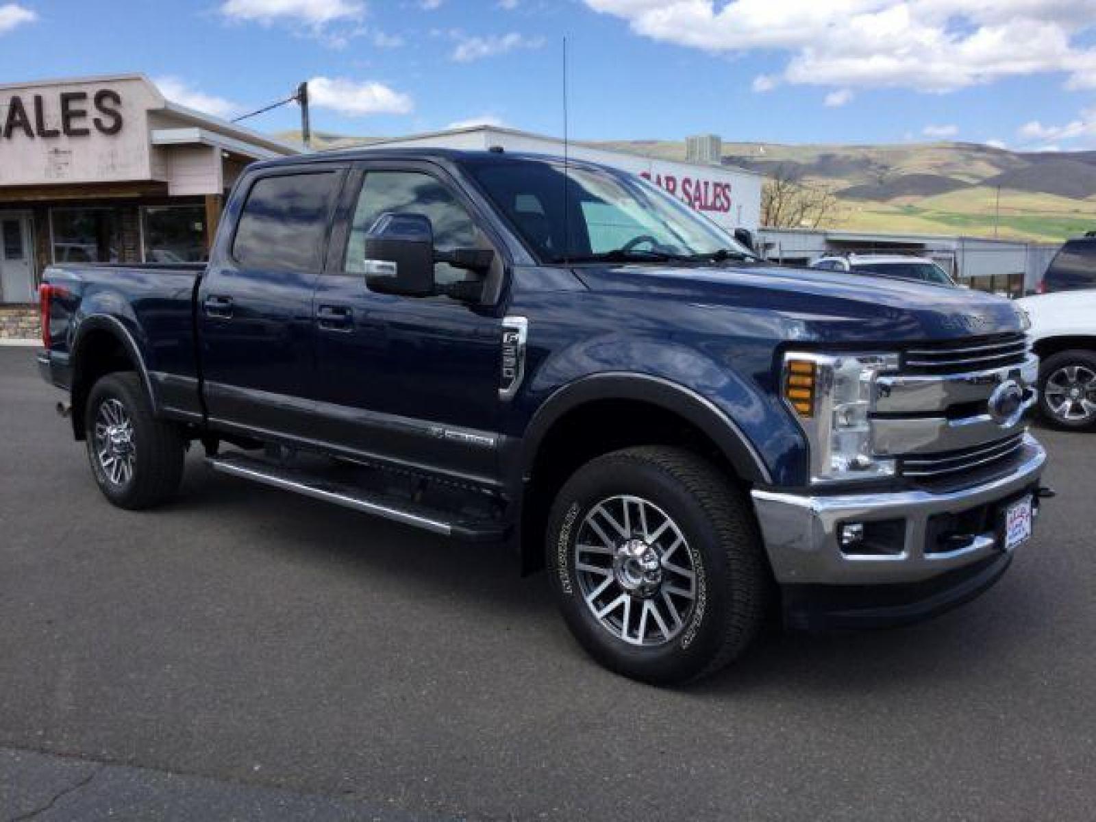 2018 Blue Jeans Metallic/Magnetic Metallic /Black, leather Ford F-350 SD Lariat Crew Cab 4WD (1FT8W3BT0JE) with an 6.7L V8 OHV 16V DIESEL engine, 6-Speed Automatic transmission, located at 1801 Main Street, Lewiston, 83501, (208) 743-9371, 46.417065, -117.004799 - Photo #14