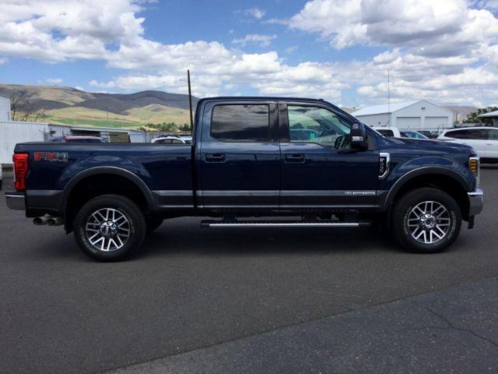 2018 Blue Jeans Metallic/Magnetic Metallic /Black, leather Ford F-350 SD Lariat Crew Cab 4WD (1FT8W3BT0JE) with an 6.7L V8 OHV 16V DIESEL engine, 6-Speed Automatic transmission, located at 1801 Main Street, Lewiston, 83501, (208) 743-9371, 46.417065, -117.004799 - Photo #16