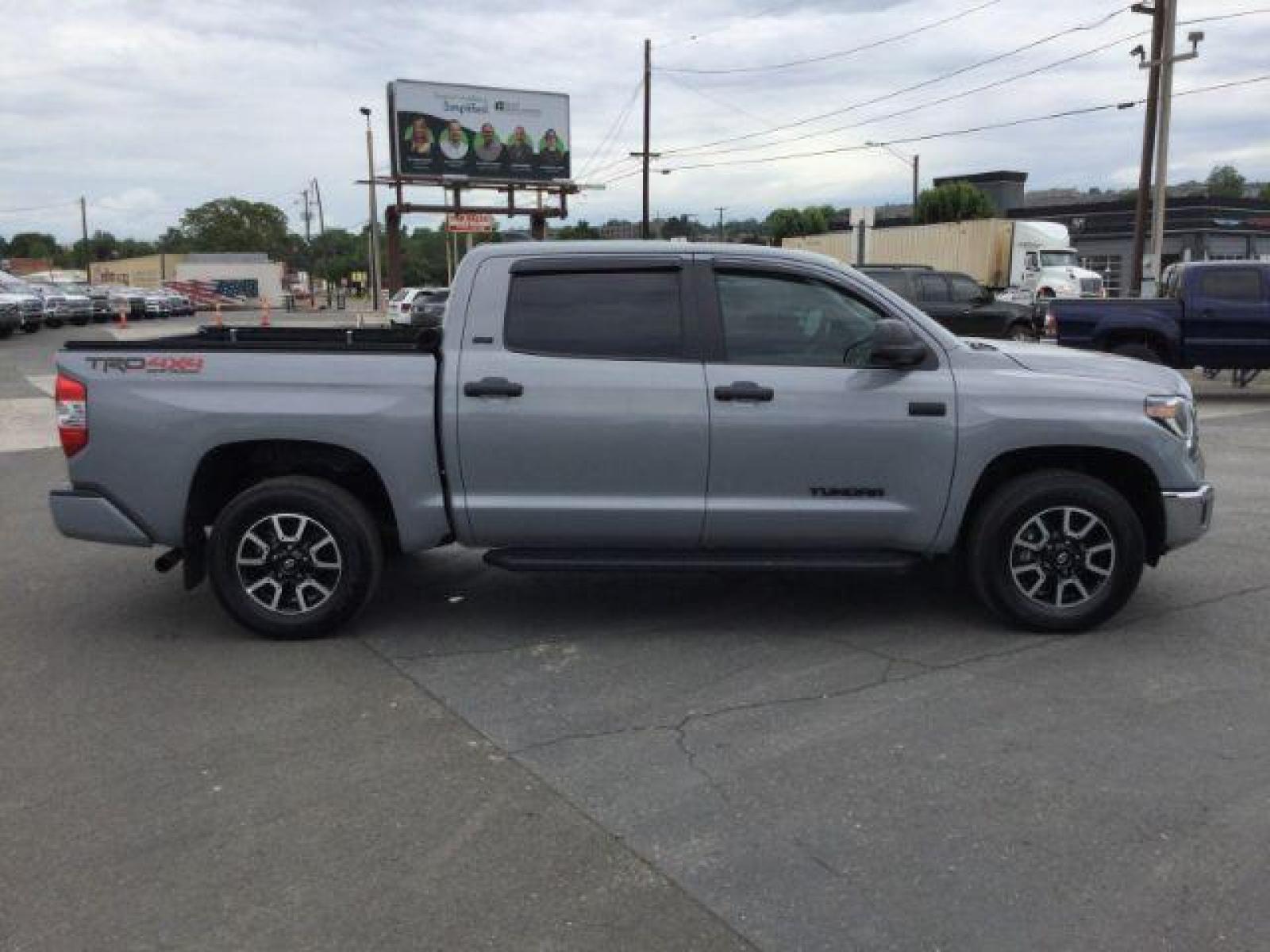 2020 Cement /Black, leather Toyota Tundra SR5 5.7L V8 CrewMax 4WD (5TFDY5F17LX) with an 5.7L V8 DOHC 32V engine, 6-Speed Automatic transmission, located at 1801 Main Street, Lewiston, 83501, (208) 743-9371, 46.417065, -117.004799 - Photo #9