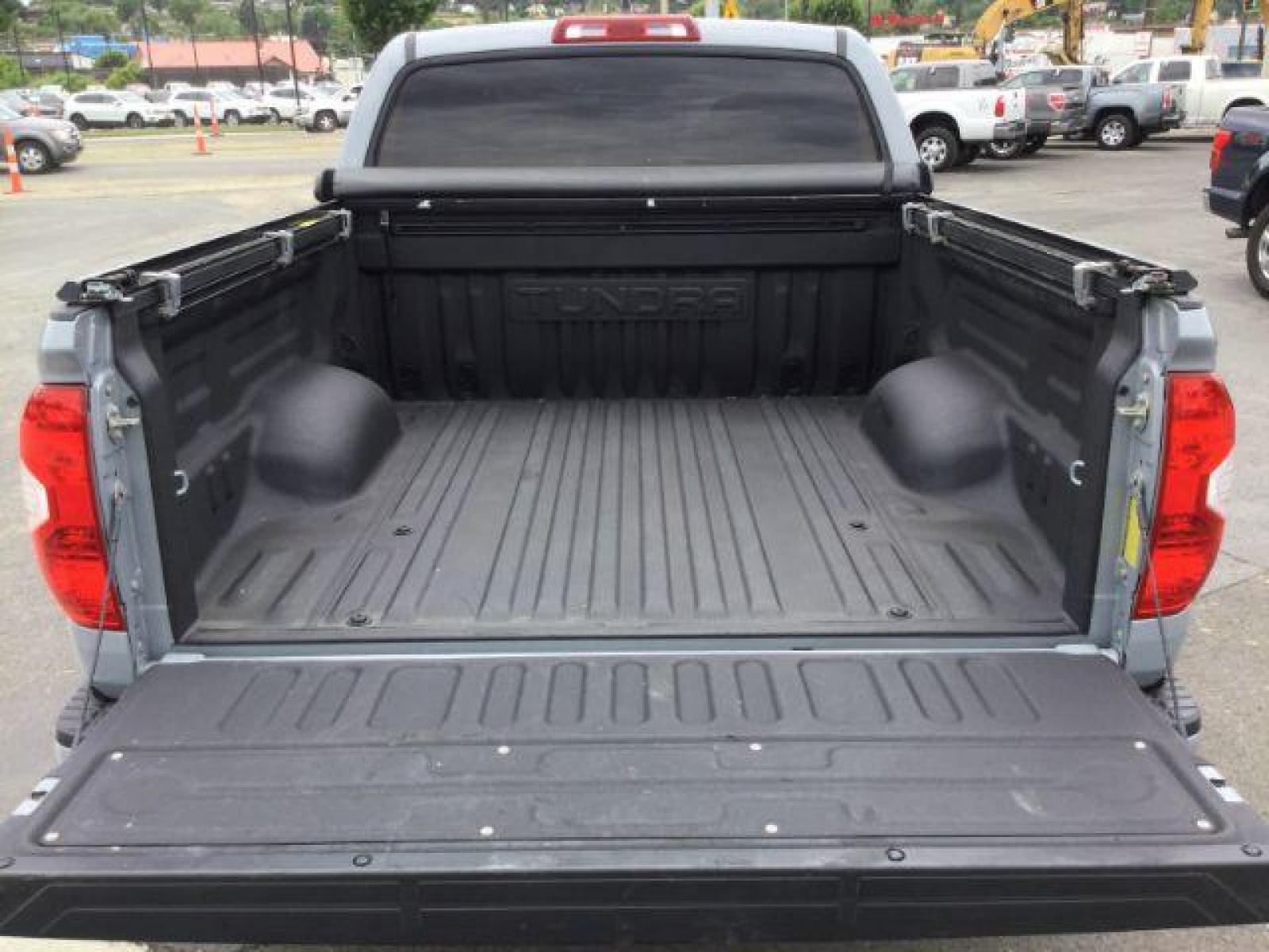 2020 Cement /Black, leather Toyota Tundra SR5 5.7L V8 CrewMax 4WD (5TFDY5F17LX) with an 5.7L V8 DOHC 32V engine, 6-Speed Automatic transmission, located at 1801 Main Street, Lewiston, 83501, (208) 743-9371, 46.417065, -117.004799 - Photo #25