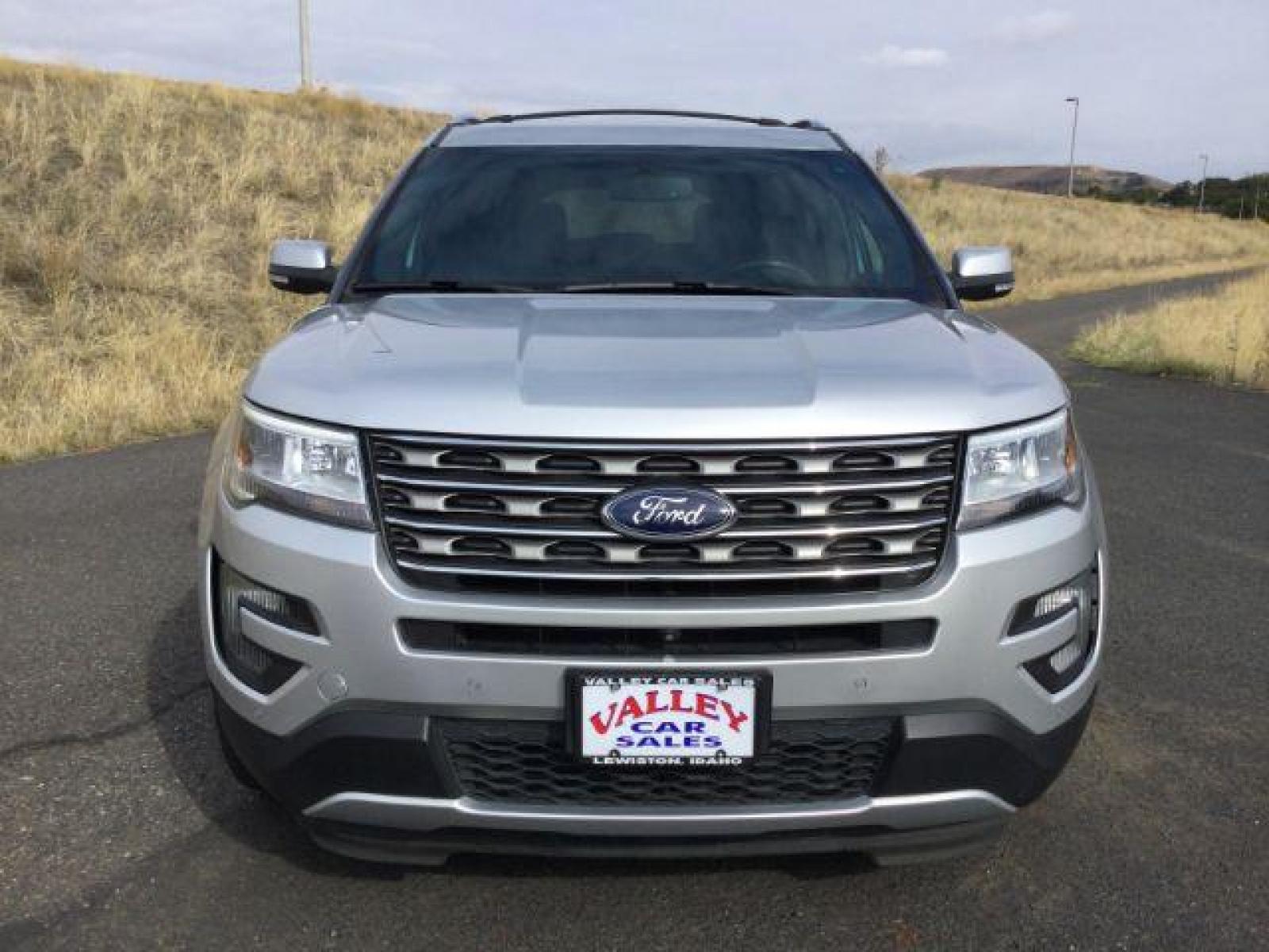 2016 Ingot Silver /Ebony Black, premium leather Ford Explorer Limited 4WD (1FM5K8F81GG) with an 3.5L V6 DOHC 24V engine, 6-Speed Automatic transmission, located at 1801 Main Street, Lewiston, 83501, (208) 743-9371, 46.417065, -117.004799 - Photo #8
