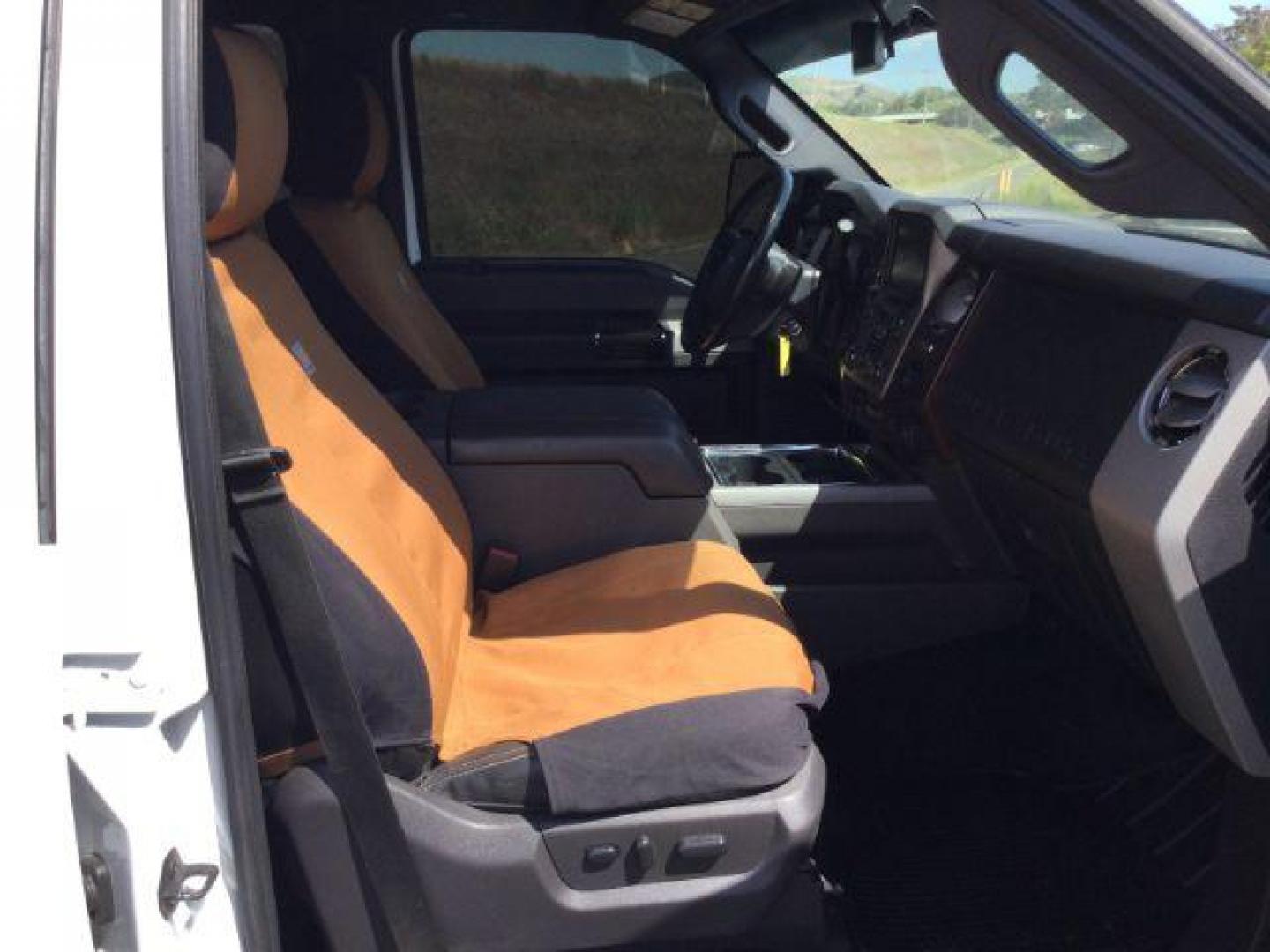 2015 Oxford White/Gray /Black Leather Ford F-350 SD Lariat Crew Cab 4WD (1FT8W3BT2FE) with an 6.7L V8 OHV 16V DIESEL engine, 6-Speed Automatic transmission, located at 1801 Main Street, Lewiston, 83501, (208) 743-9371, 46.417065, -117.004799 - Photo#17