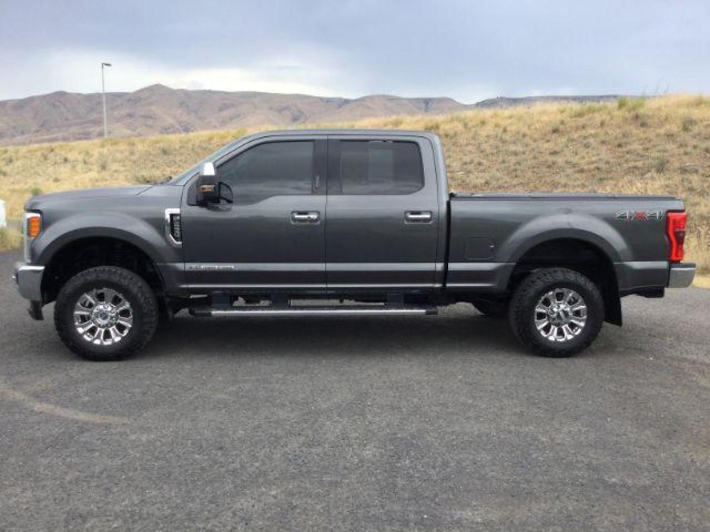 2017 /black leather Ford F-250 SD Lariat Crew Cab 4WD (1FT7W2BT8HE) with an 6.7L V8 OHV 16V DIESEL engine, 6-Speed Automatic transmission, located at 1801 Main Street, Lewiston, 83501, (208) 743-9371, 46.417065, -117.004799 - Photo#1