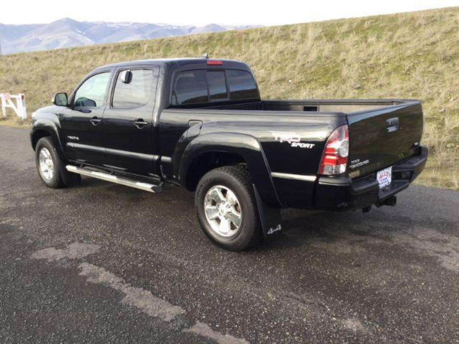 2012 Black /Graphite Cloth Interior Toyota Tacoma Double Cab Long Bed V6 Auto 4WD (3TMMU4FN1CM) with an 4.0L V6 DOHC 24V engine, 5-Speed Automatic transmission, located at 1801 Main Street, Lewiston, 83501, (208) 743-9371, 46.417065, -117.004799 - Photo #2