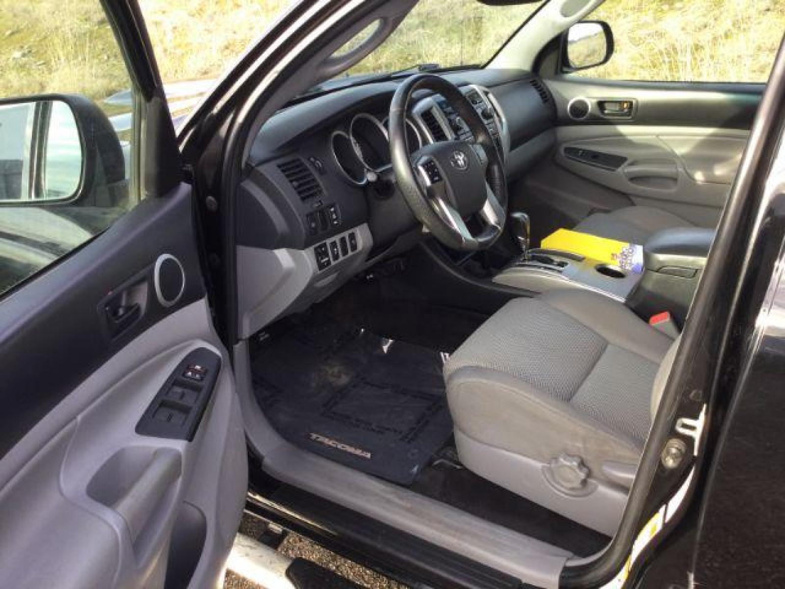 2012 Black /Graphite Cloth Interior Toyota Tacoma Double Cab Long Bed V6 Auto 4WD (3TMMU4FN1CM) with an 4.0L V6 DOHC 24V engine, 5-Speed Automatic transmission, located at 1801 Main Street, Lewiston, 83501, (208) 743-9371, 46.417065, -117.004799 - Photo #3