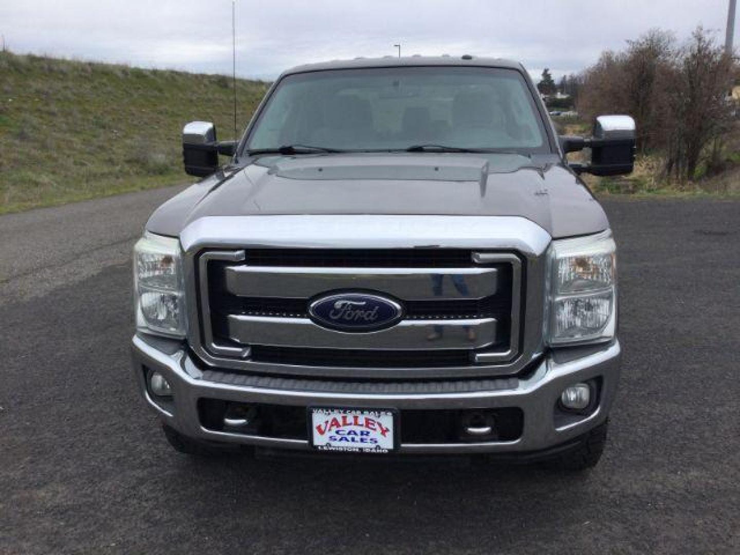 2014 Sterling Gray Metallic /Steel Ford F-350 SD XLT Crew Cab 4WD (1FT8W3BT3EE) with an 6.7L V8 OHV 16V DIESEL engine, 6-Speed Automatic transmission, located at 1801 Main Street, Lewiston, 83501, (208) 743-9371, 46.417065, -117.004799 - Photo#21