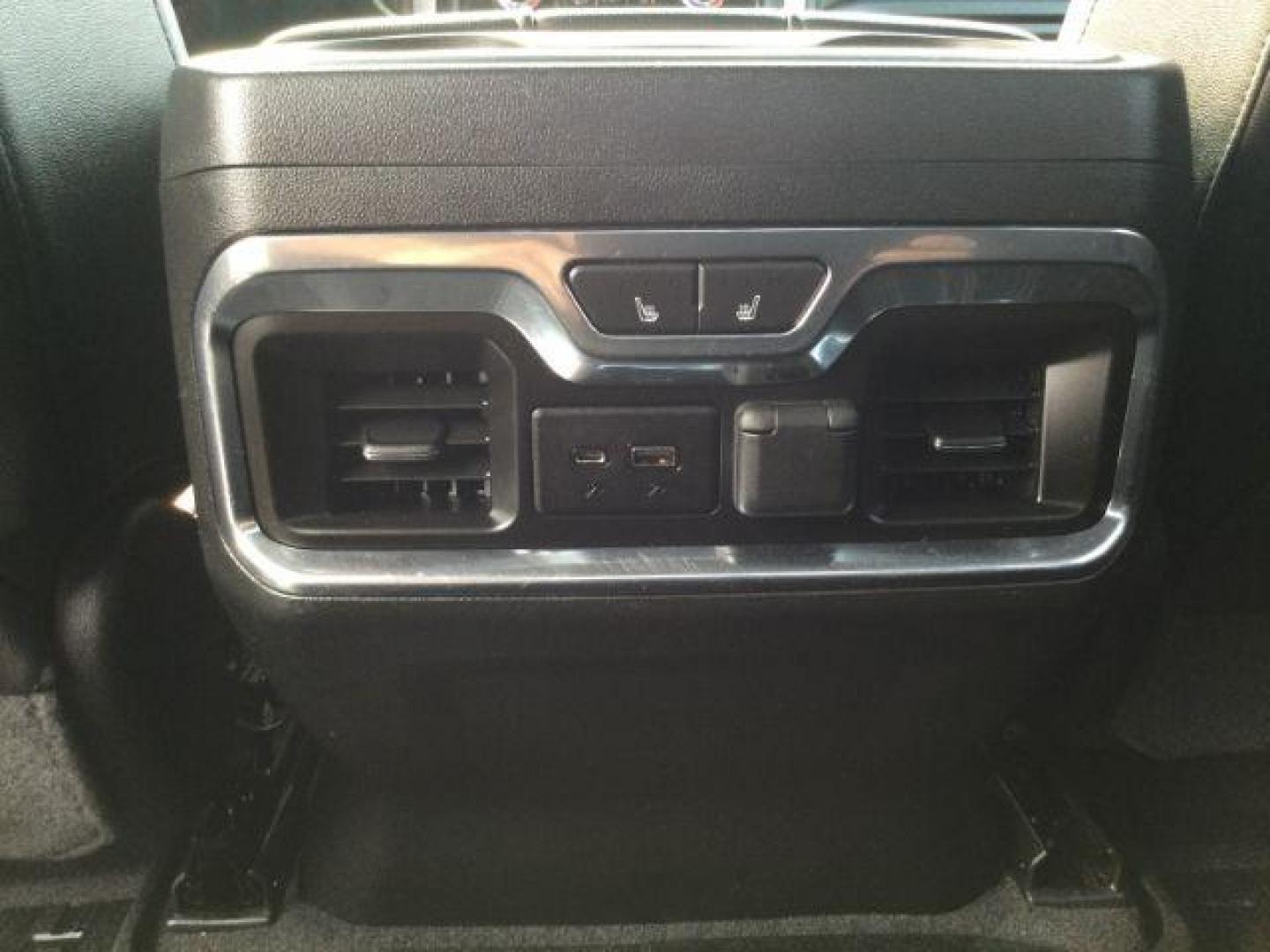 2020 Dark Sky Metallic /Jet Black, leather GMC Sierra 2500HD SLT Crew Cab 4WD (1GT49NEY1LF) with an 6.6L V8 OHV 16 DIESEL engine, 10-speed automatic transmission, located at 1801 Main Street, Lewiston, 83501, (208) 743-9371, 46.417065, -117.004799 - Photo#7