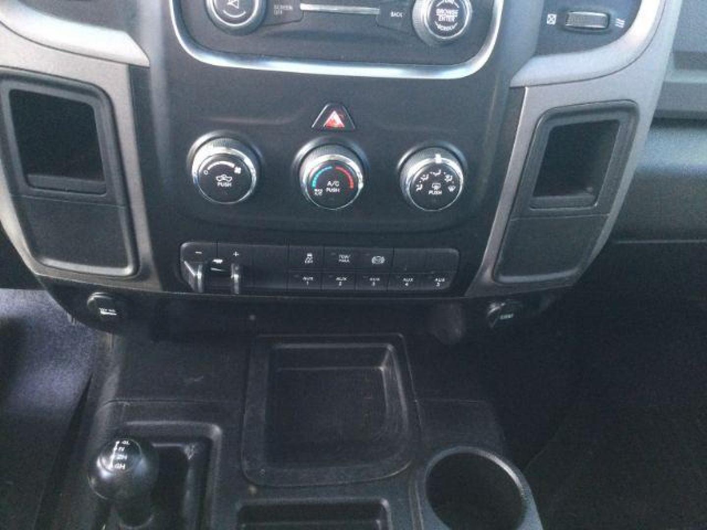 2018 Bright White Clear Coat /Black/Diesel Gray, cloth RAM 2500 Tradesman Crew Cab SWB 4WD (3C6UR5CL4JG) with an 6.7L L6 OHV 24V TURBO DIESEL engine, 6-Speed Automatic transmission, located at 1801 Main Street, Lewiston, 83501, (208) 743-9371, 46.417065, -117.004799 - Photo#12