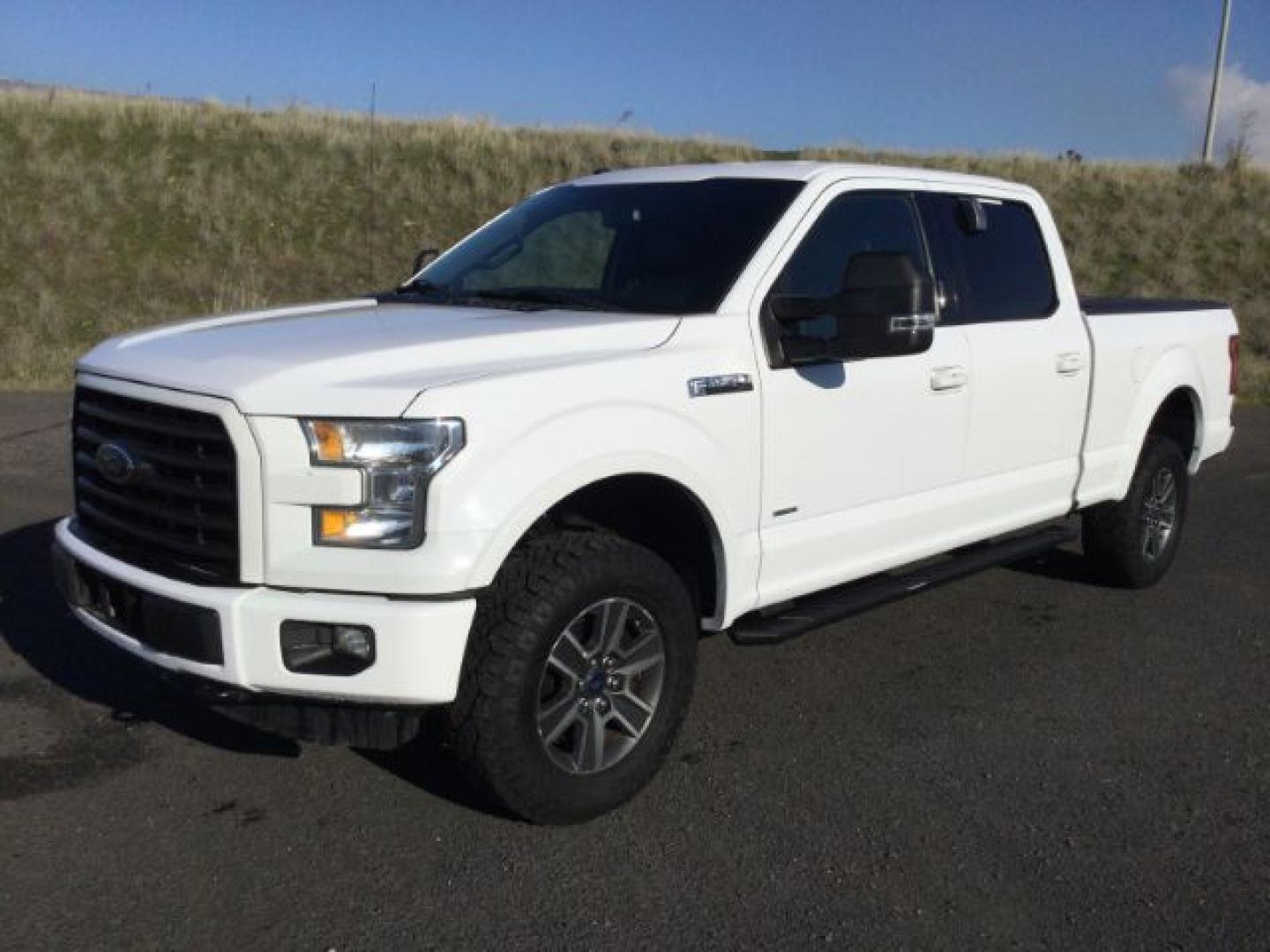 2016 Oxford White Ford F-150 XLT SuperCrew 6.5-ft. Bed 4WD (1FTFW1EGXGK) with an 3.5 V6 engine, 6-Speed Automatic transmission, located at 1801 Main Street, Lewiston, 83501, (208) 743-9371, 46.417065, -117.004799- Photo#0