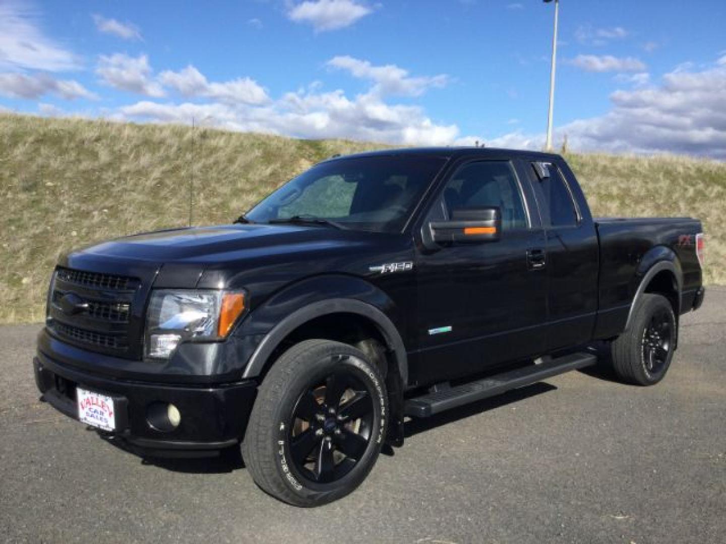2012 Tuxedo Black Metallic /Black Cloth Ford F150 Supercab 4x4 FX4 Supercab 4WD (1FTFX1ET5CF) with an 3.5 Ecoboost V6 engine, 6-SPEED AUTOMATIC transmission, located at 1801 Main Street, Lewiston, 83501, (208) 743-9371, 46.417065, -117.004799- Photo#0