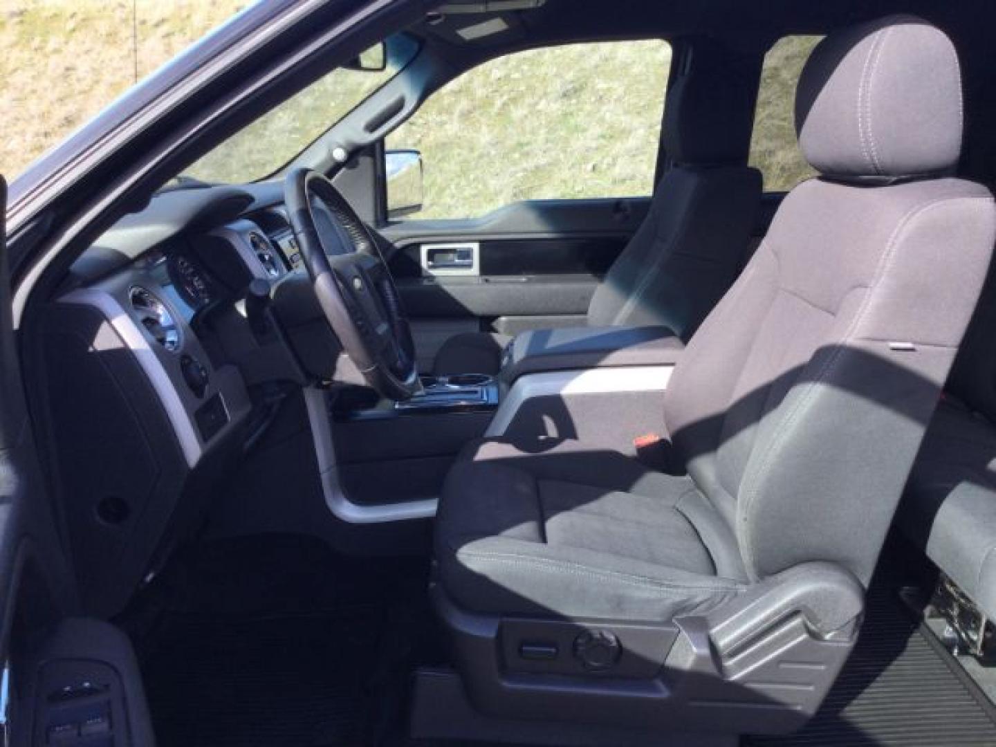 2012 Tuxedo Black Metallic /Black Cloth Ford F150 Supercab 4x4 FX4 Supercab 4WD (1FTFX1ET5CF) with an 3.5 Ecoboost V6 engine, 6-SPEED AUTOMATIC transmission, located at 1801 Main Street, Lewiston, 83501, (208) 743-9371, 46.417065, -117.004799- Photo#4