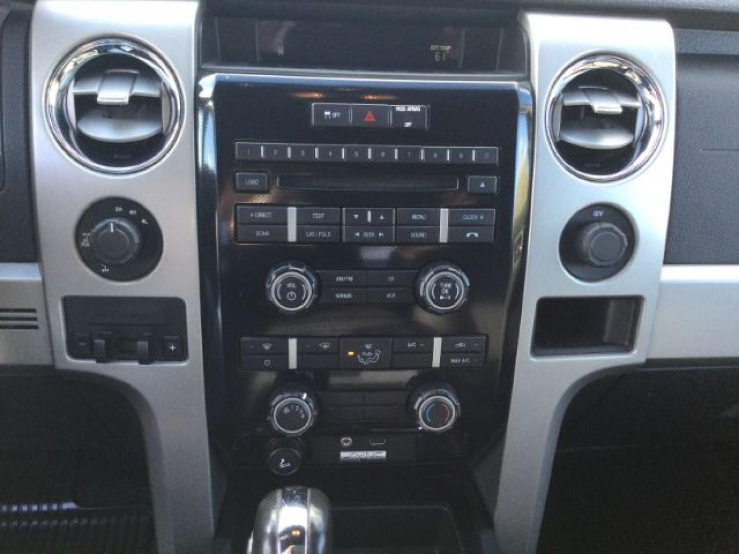 2012 Tuxedo Black Metallic /Black Cloth Ford F150 Supercab 4x4 FX4 Supercab 4WD (1FTFX1ET5CF) with an 3.5 Ecoboost V6 engine, 6-SPEED AUTOMATIC transmission, located at 1801 Main Street, Lewiston, 83501, (208) 743-9371, 46.417065, -117.004799- Photo#9