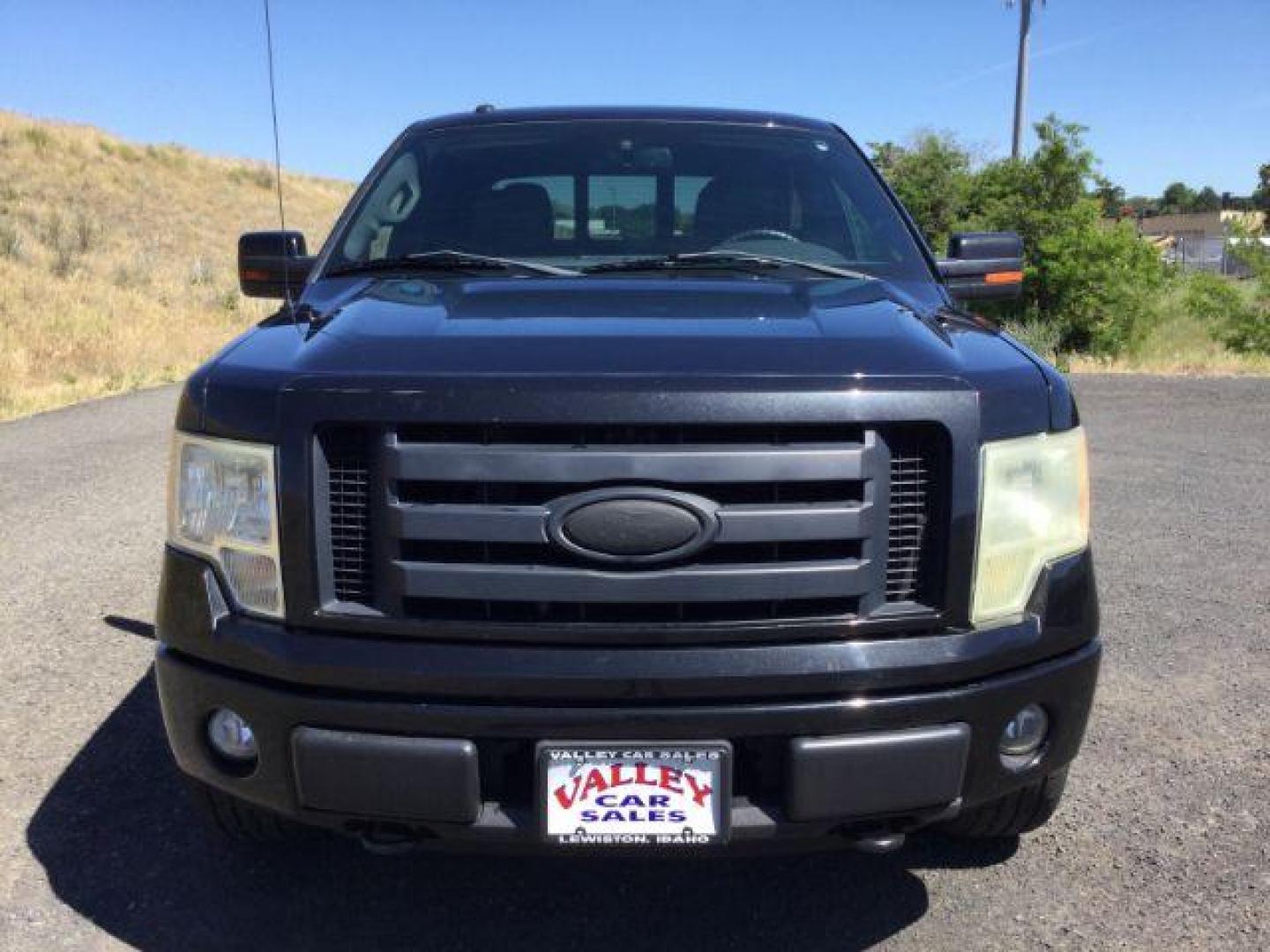 2010 Black /black leather Ford F-150 FX4 (1FTFW1EV4AF) with an 5.4L V8 engine engine, 6-SPEED AUTOMATIC transmission, located at 1801 Main Street, Lewiston, 83501, (208) 743-9371, 46.417065, -117.004799 - Photo#13