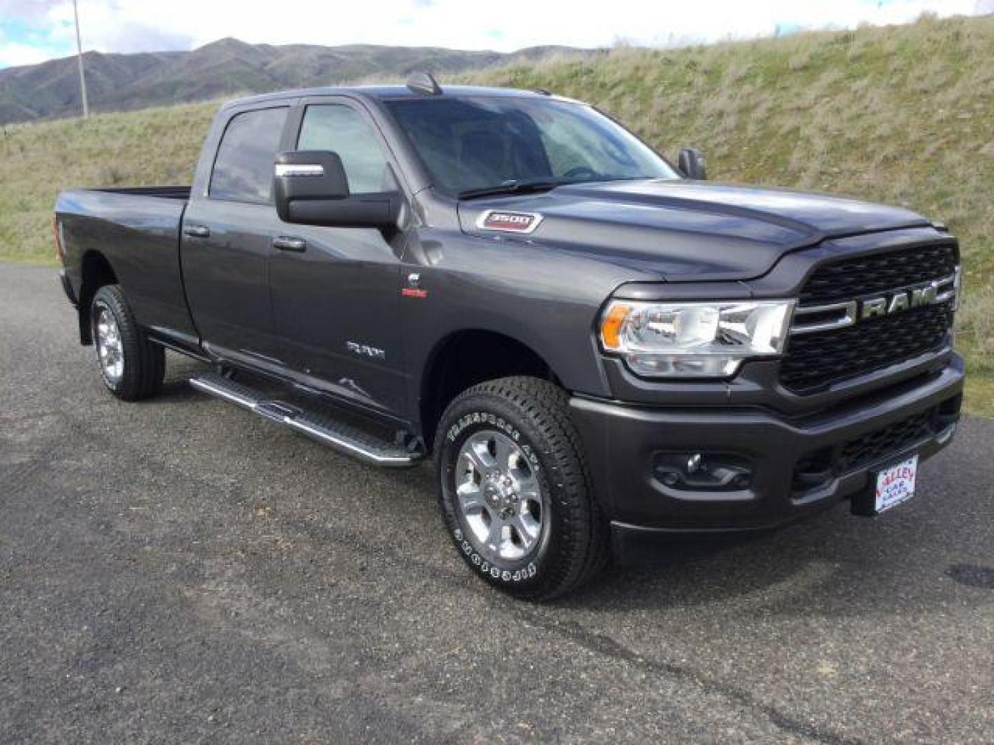 2024 Granite Crystal Metallic Clearcoat /Diesel Gray/Black Ram 3500 Big Horn Crew Cab 4x4 8' Box (3C63R3HL7RG) with an Cummins 6.7L I-6 diesel direct injection engine, 6-SPEED AUTOMATIC transmission, located at 1801 Main Street, Lewiston, 83501, (208) 743-9371, 46.417065, -117.004799 - Photo#16